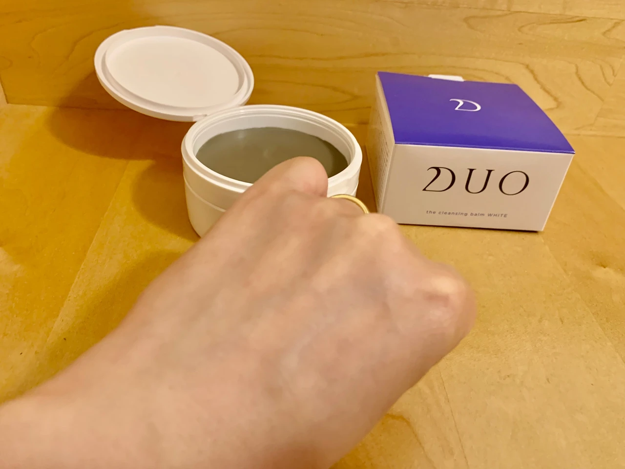 大人気!!
DUOのホワイトバームシリーズがパワーアップ!!_4_3