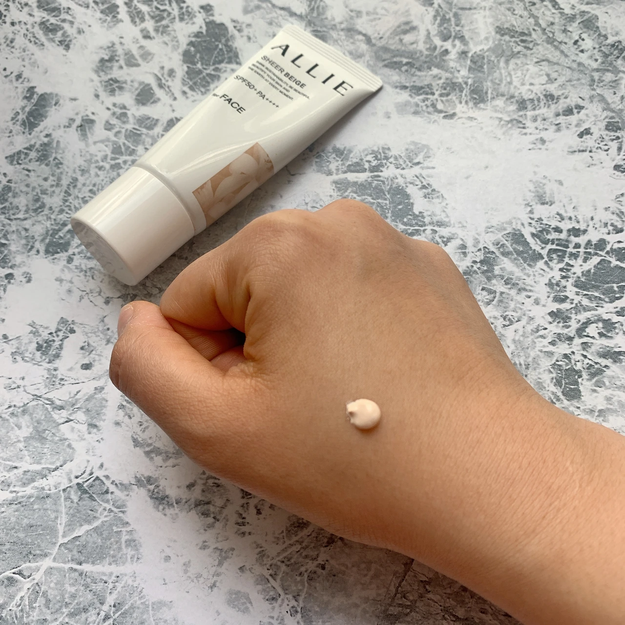 アリィーのUVチークとノーファンデUVがすごいという話♡_4