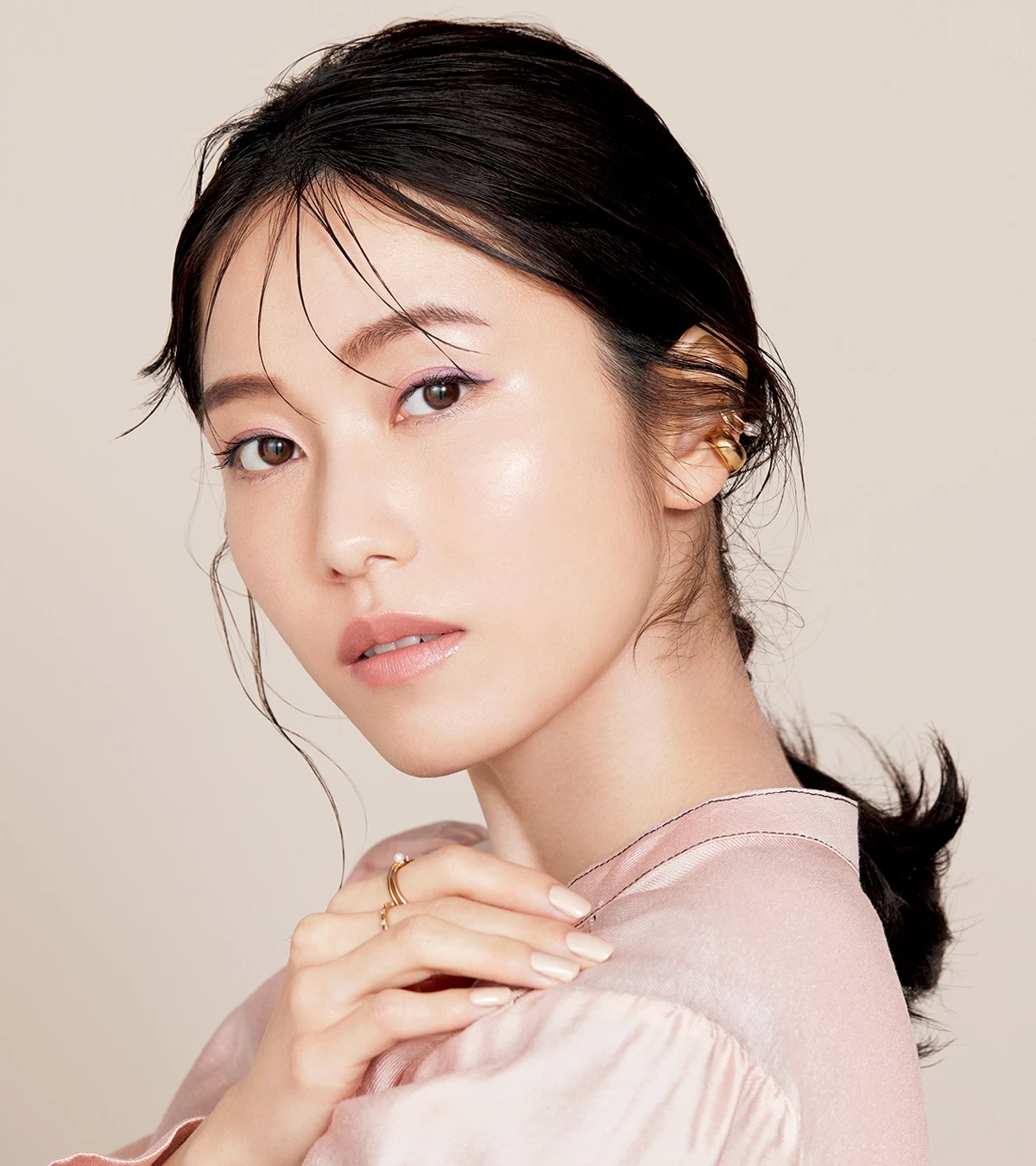 粉感レスでハイカバー『シュクル 050』がすごい！
名品ぞろいのアルビオンから登場_3