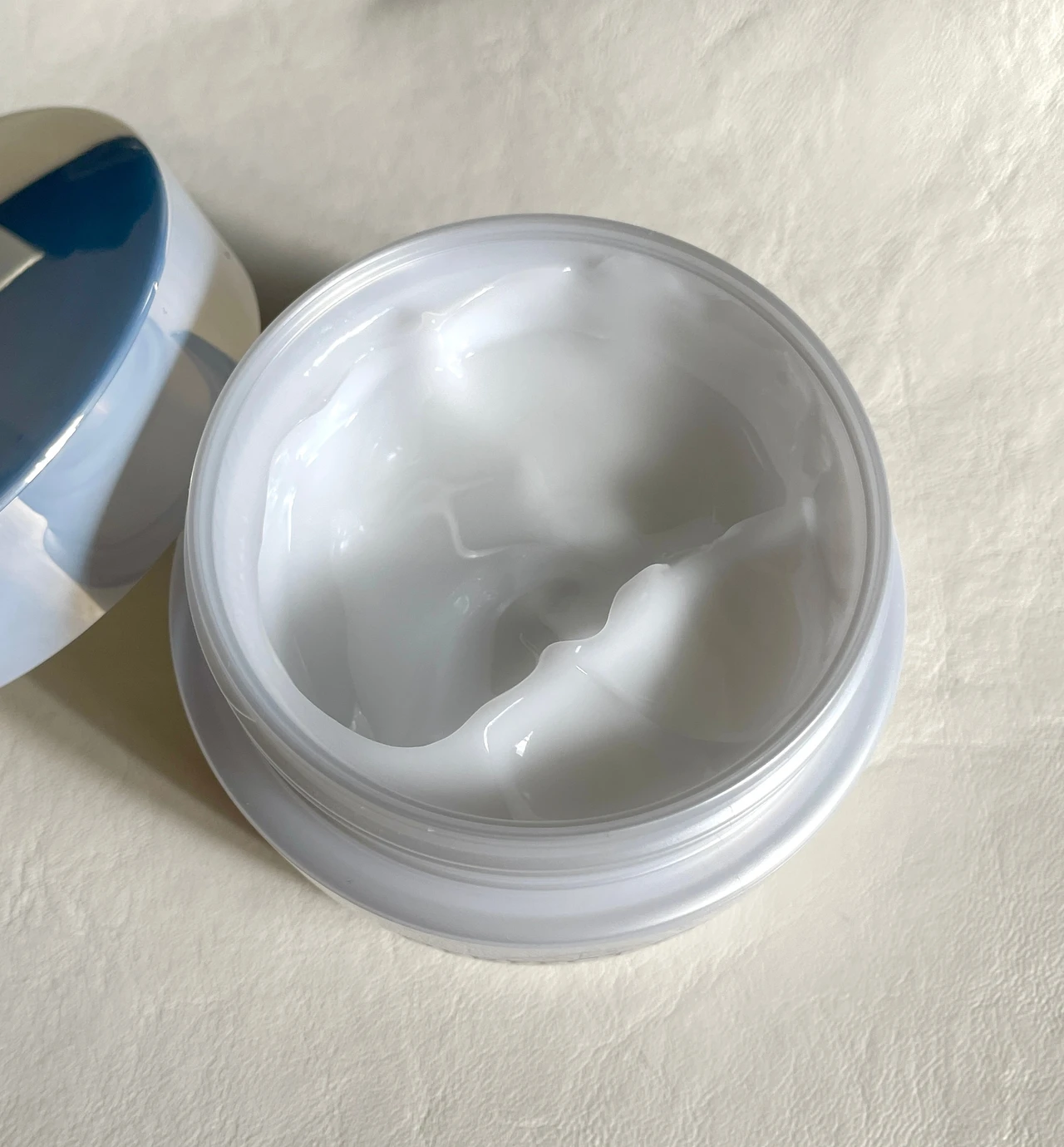 パーフェクトワン 、美白ケア、薬用ホワイトニングジェル