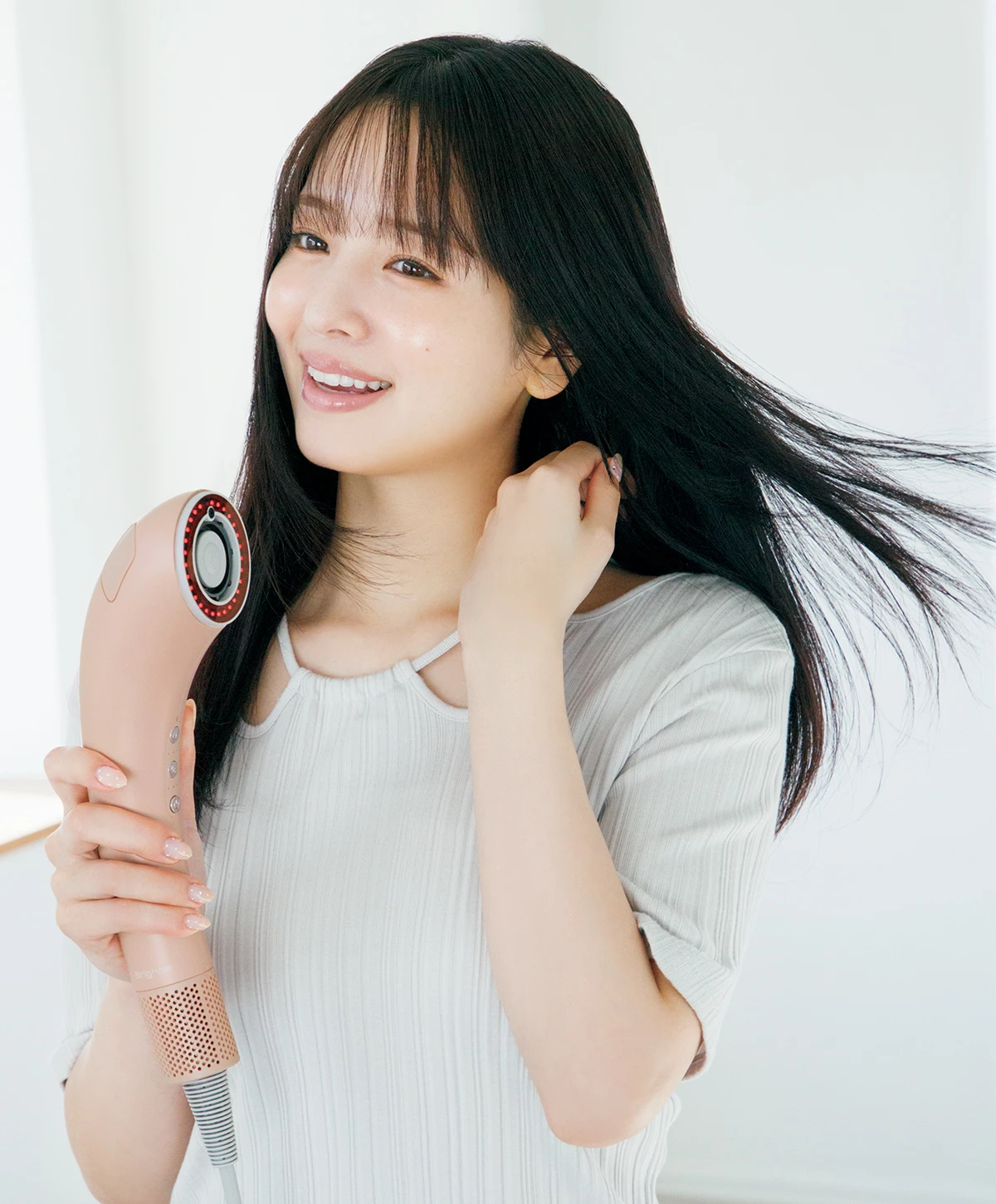 Brighte SHOWER DRYER ドライヤー 艶髪 横田真悠