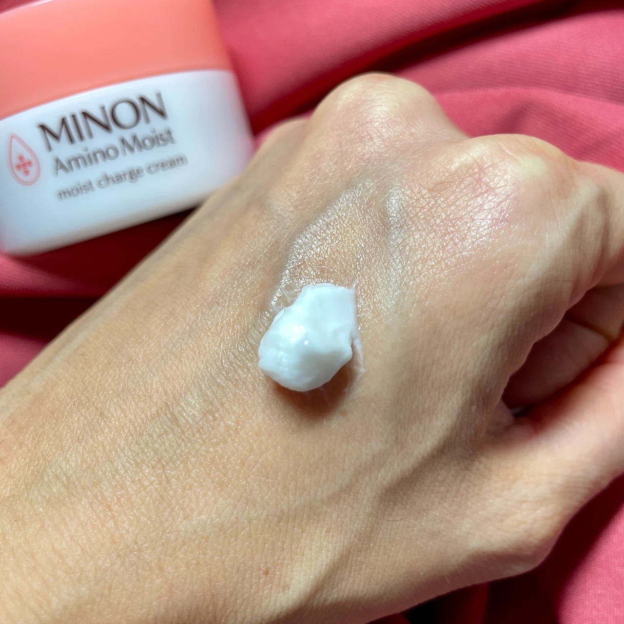 0歳から愛用ブランド【ミノン】発！乾燥による小じわケアクリーム♡_2