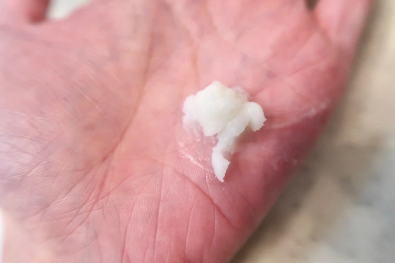 スムースクンジングバームのテクスチャー１