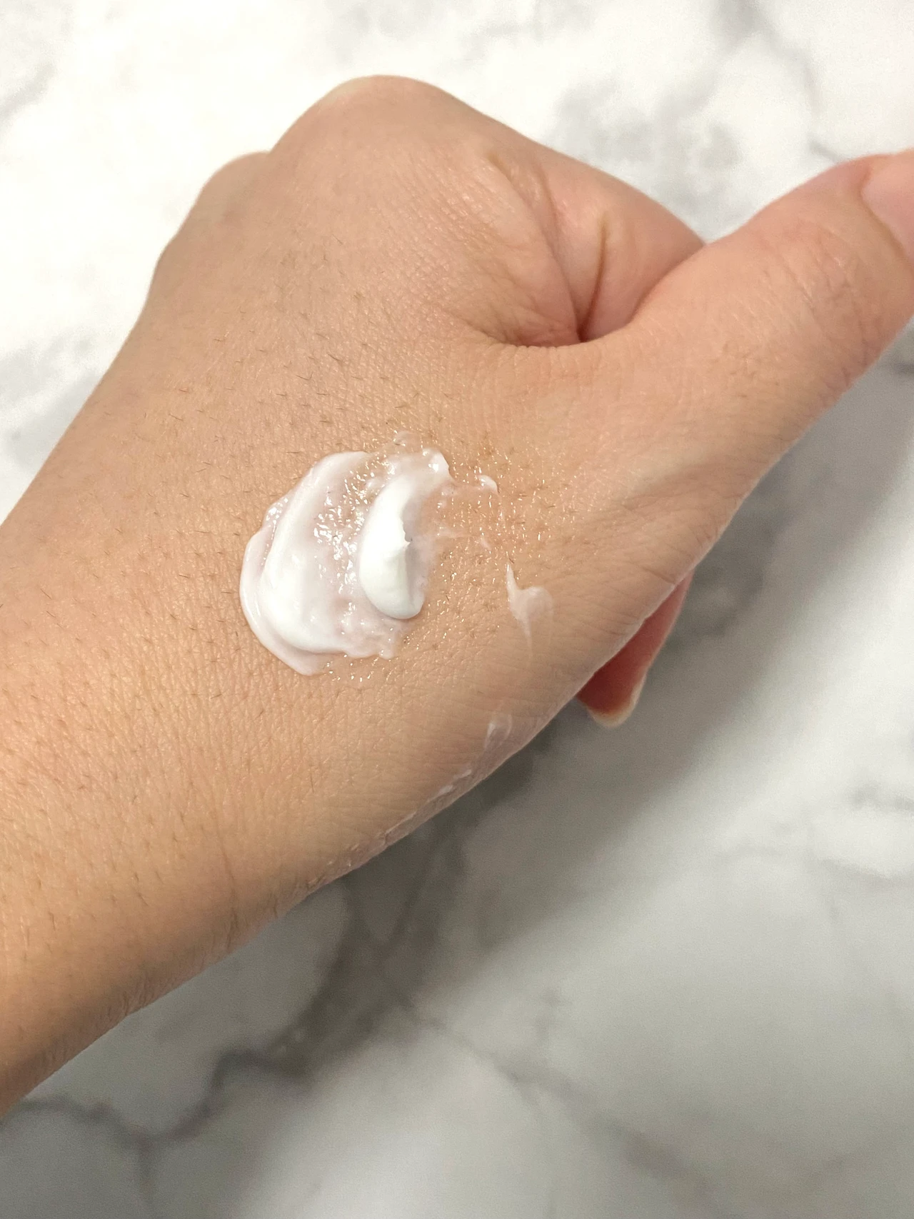 ミノン アミノモイスト モイストチャージクリーム 保湿クリーム 敏感肌