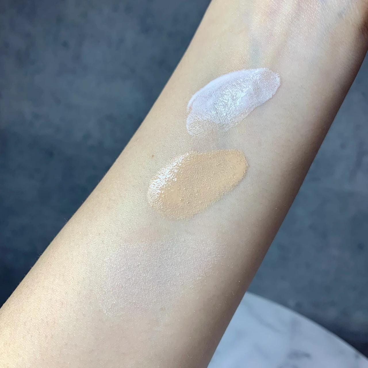 インウイ INOUI ベースメイクアイテム 色味比較