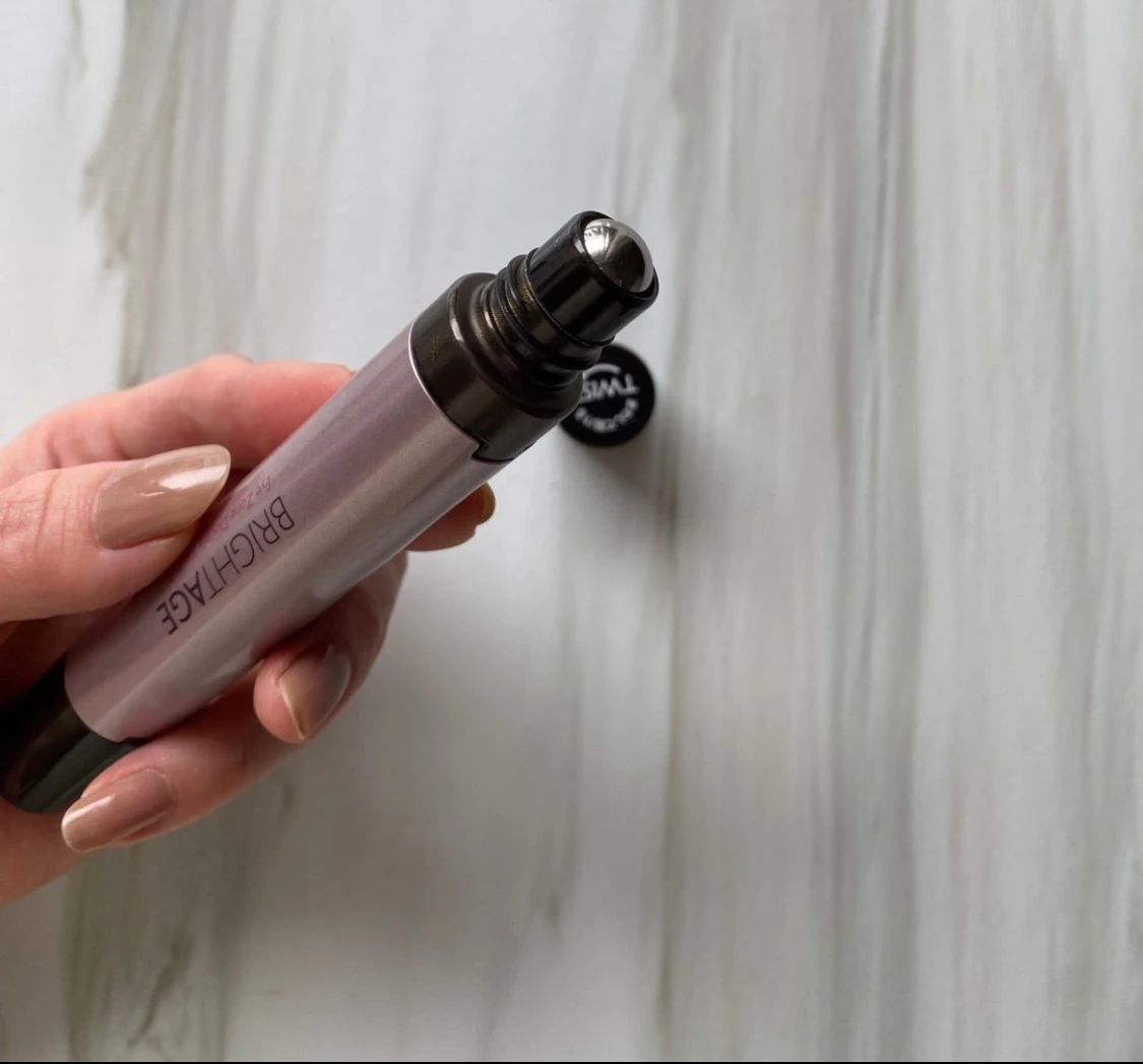 目元の悩みに！製薬会社が作ったブライトエイジ　アイゾーンダブルリバイタライザー_2