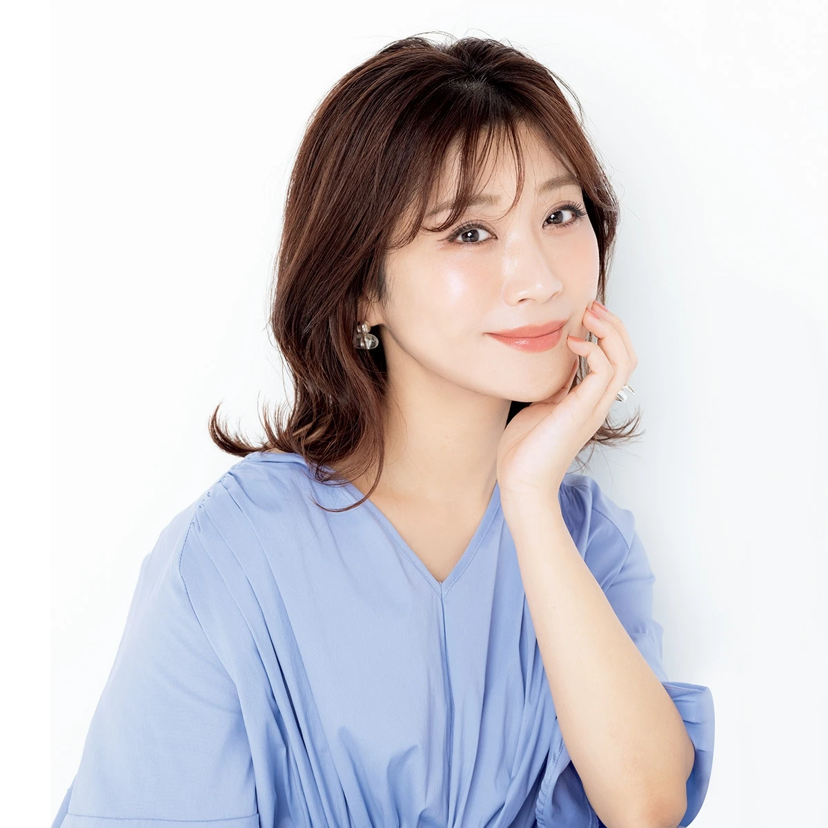製薬会社発・トランシーノのシミケア*がパワフルに進化 エッセンス×スティックのW使いを新しいルーティンに_4