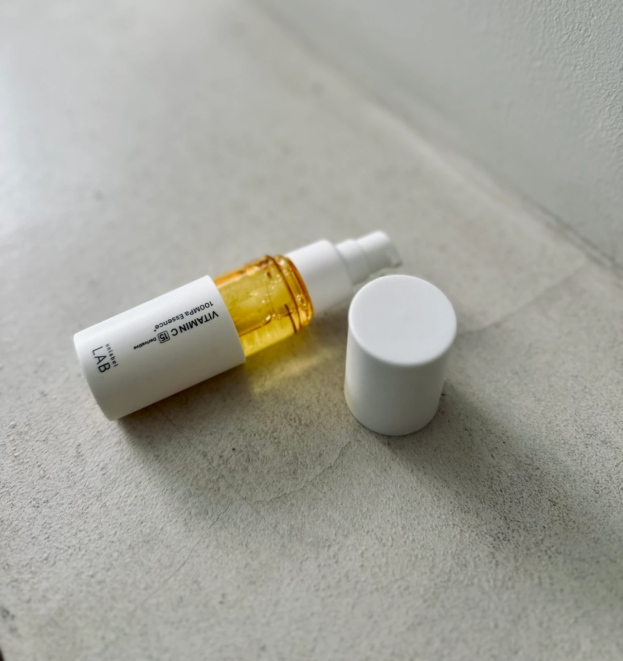 アンレーベル ラボ Vエッセンス