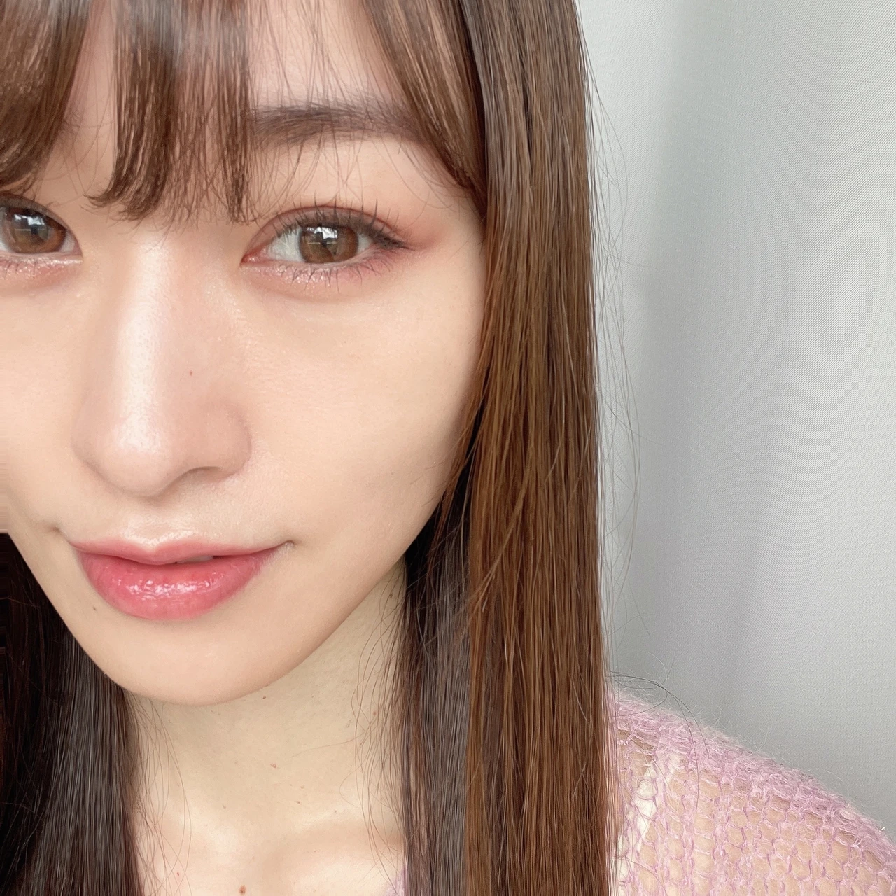 使用カラーはフェアリーピンク。柔らかな印象に。