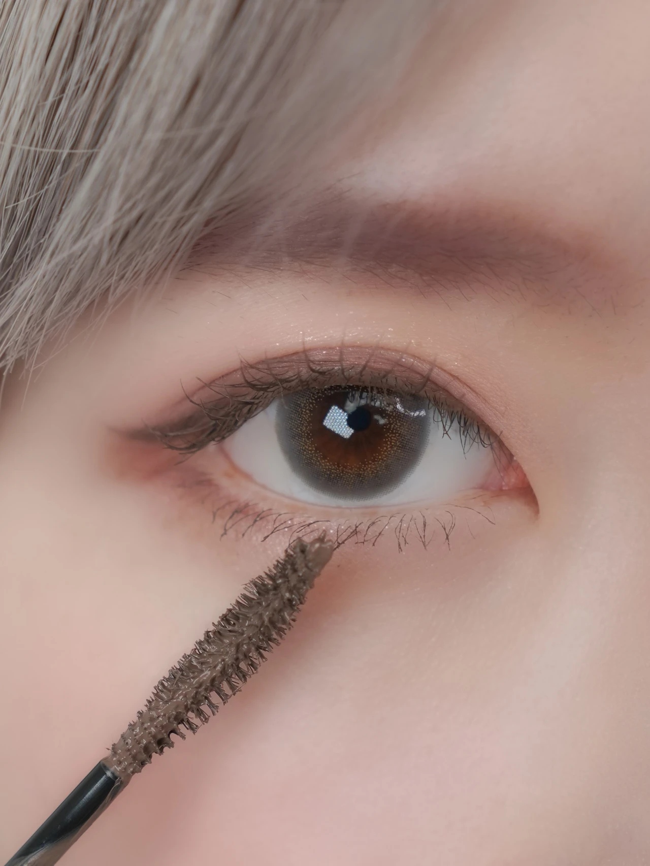 DUPの新色「マロングレージュ」が登場!自まつ毛に透明感が足された繊細仕上がりに感動。_2_3