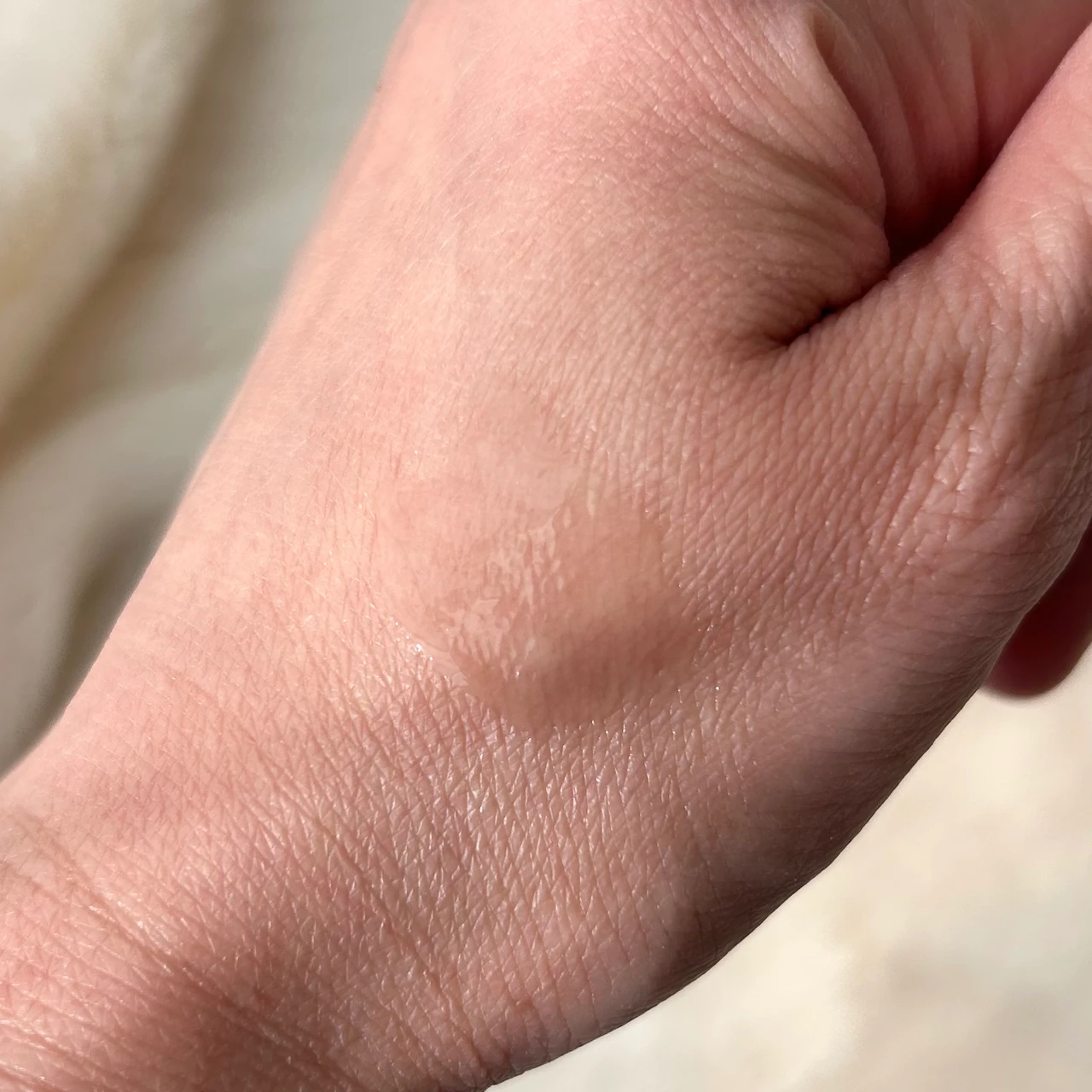 エテルナム リップセラム A001 クリア