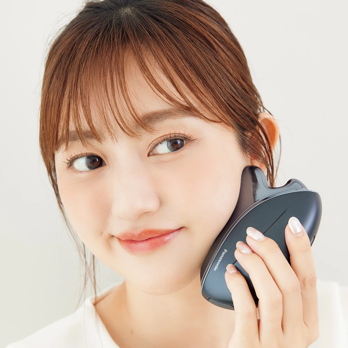 菊地亜美 パナソニックバイタリフトかっさで引き上げながらケア