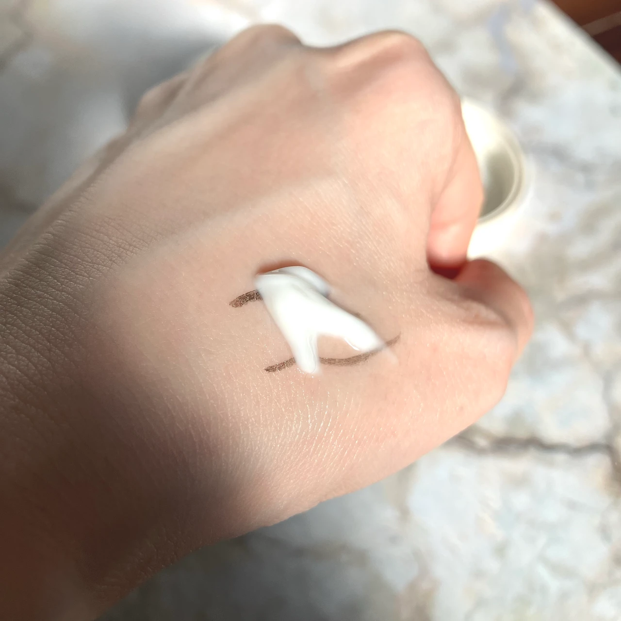 【ルームエス】クレンジングが保湿タイムに!7秒のハンドプレスがキーワードの美容液クレンジング_4_2