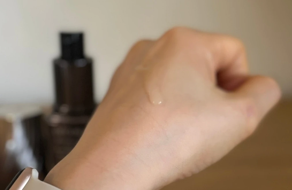 【透明感の頂点へ】話題の美白美容液「ホワイトロジスト」を試してみた！_2