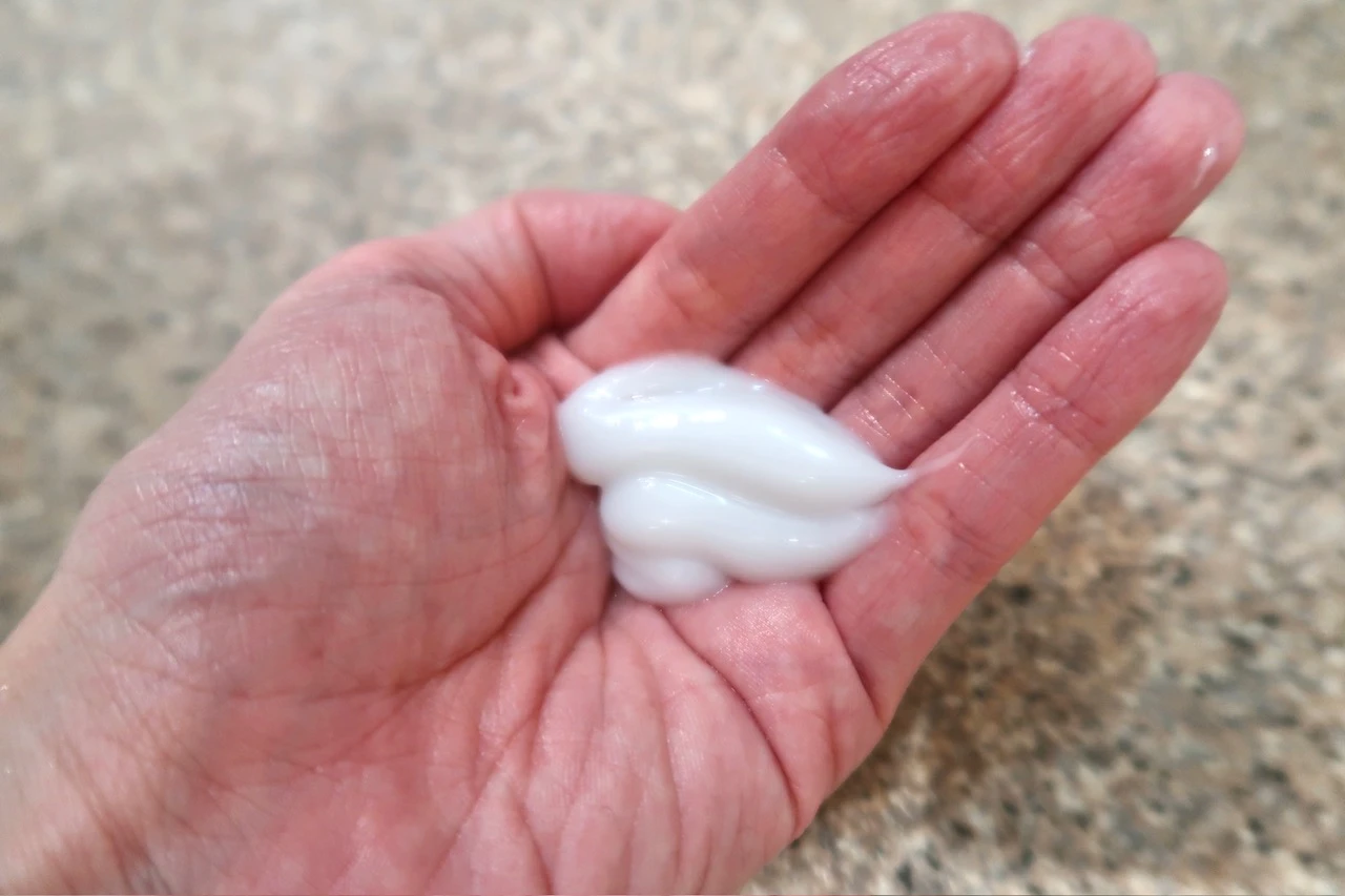 【期待以上のしっとり洗い上がり！保湿×ダメージケアが可能なシャンプー＆トリートメント】「アクオル モイスチャーダメージケア」_5_2