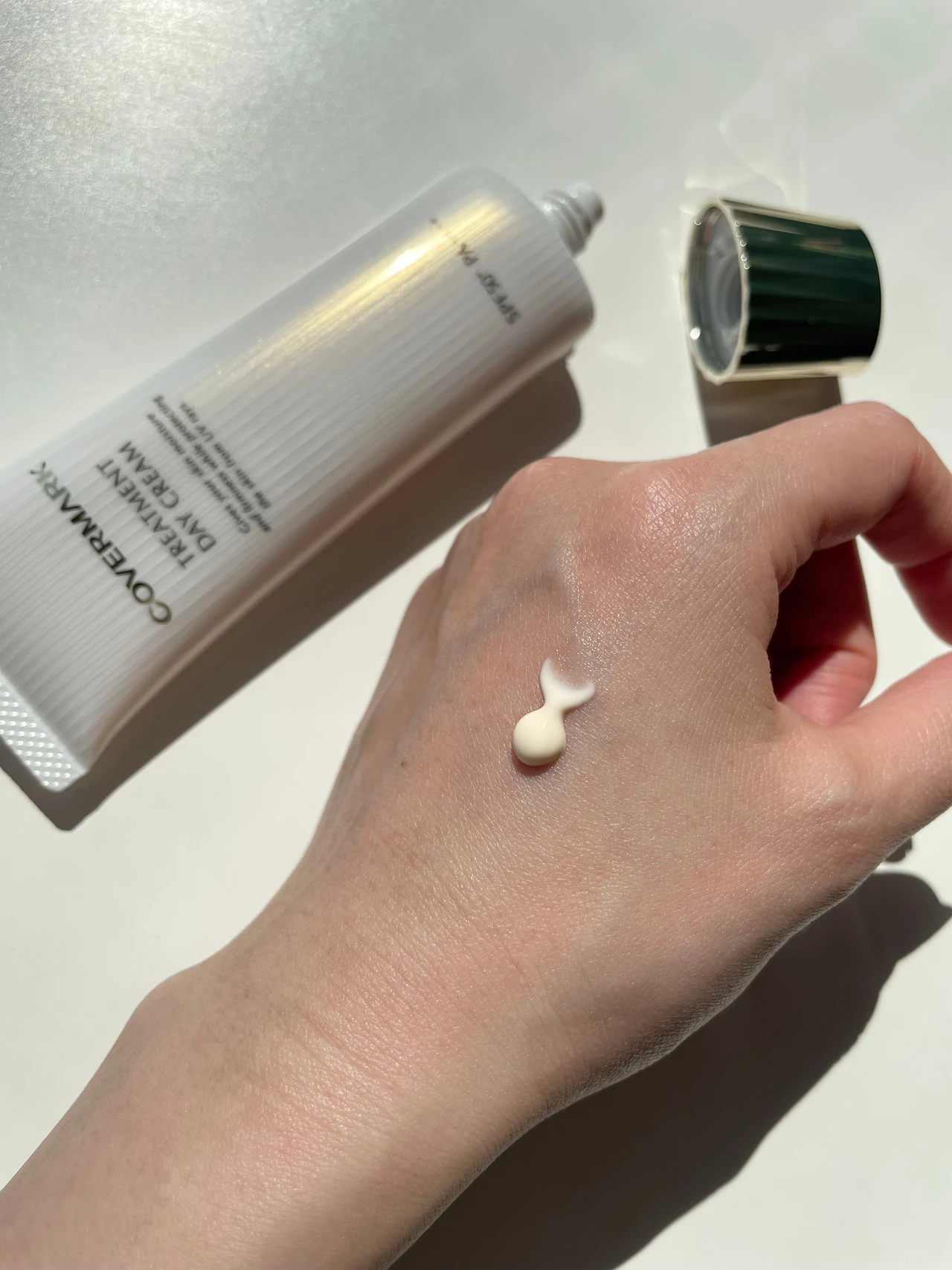 夕方の肌くすみ・ハリ不足が気になる方、ツヤ肌好きさんにも朗報♡日中の乾燥や紫外線ダメージをその場で瞬時にケアするUVクリーム！_2_1