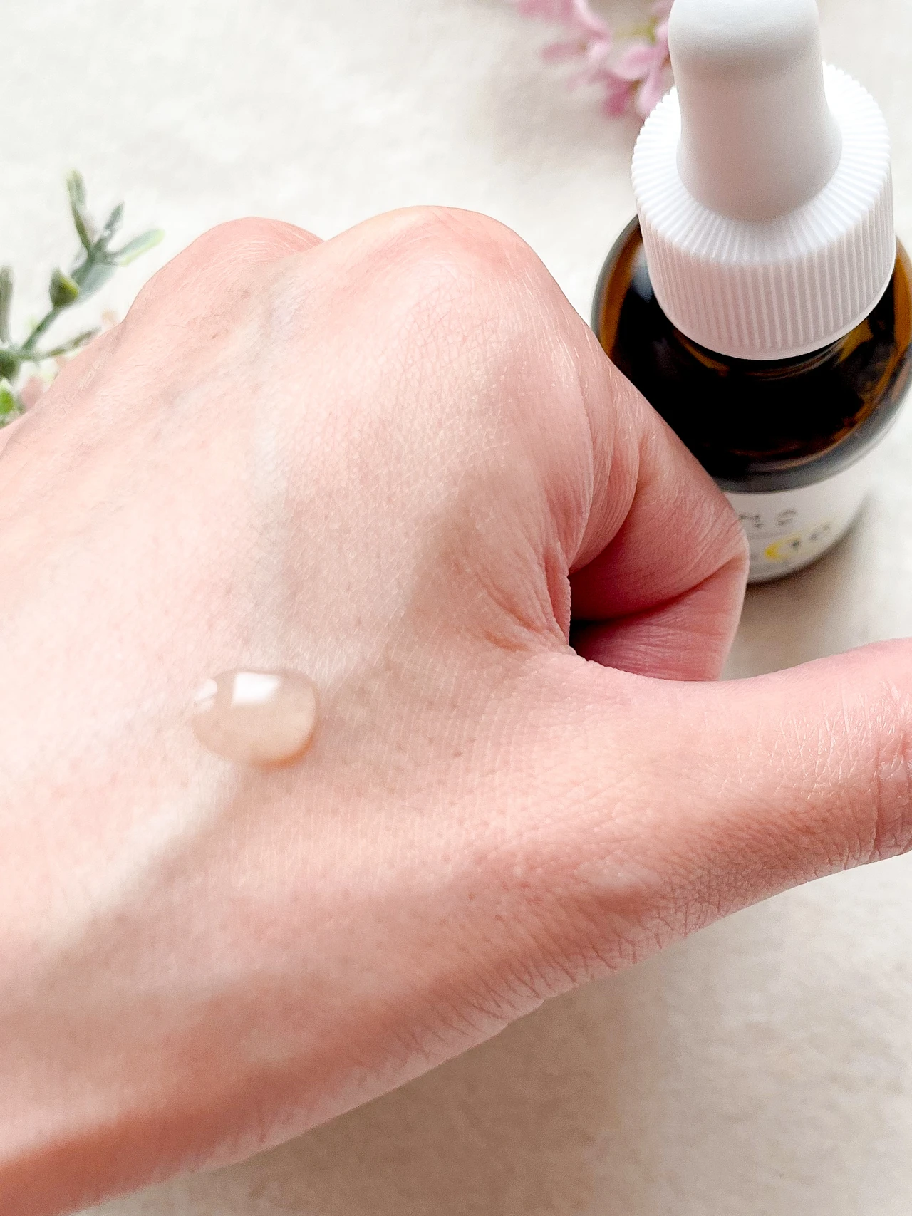 \プチプラ!ピュアビタミンC10%高配合の美容液/ケアナボーテ_3