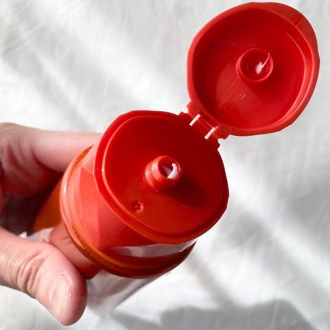 【顔レベルのスキンケア技術を、ボディにも。】
2/10に新発売される『est』のボディセラムをレビュー!!_2_1