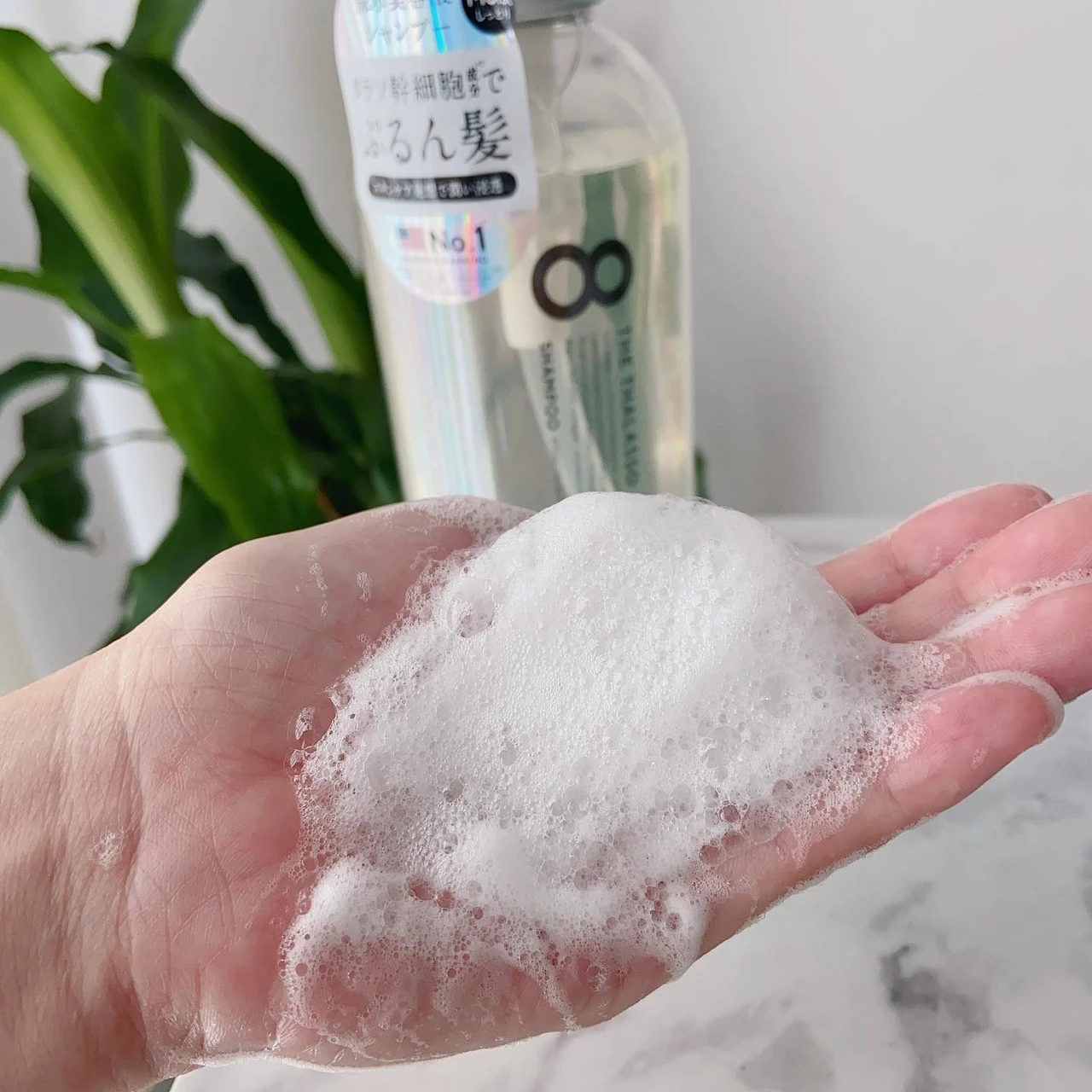 【保湿を超えた"保水"ヘアケア？！】スキンケア発想で"ぷるん髪"に導く✨エイトザタラソ「美容液シャンプー＆トリートメント」🫧_2_2