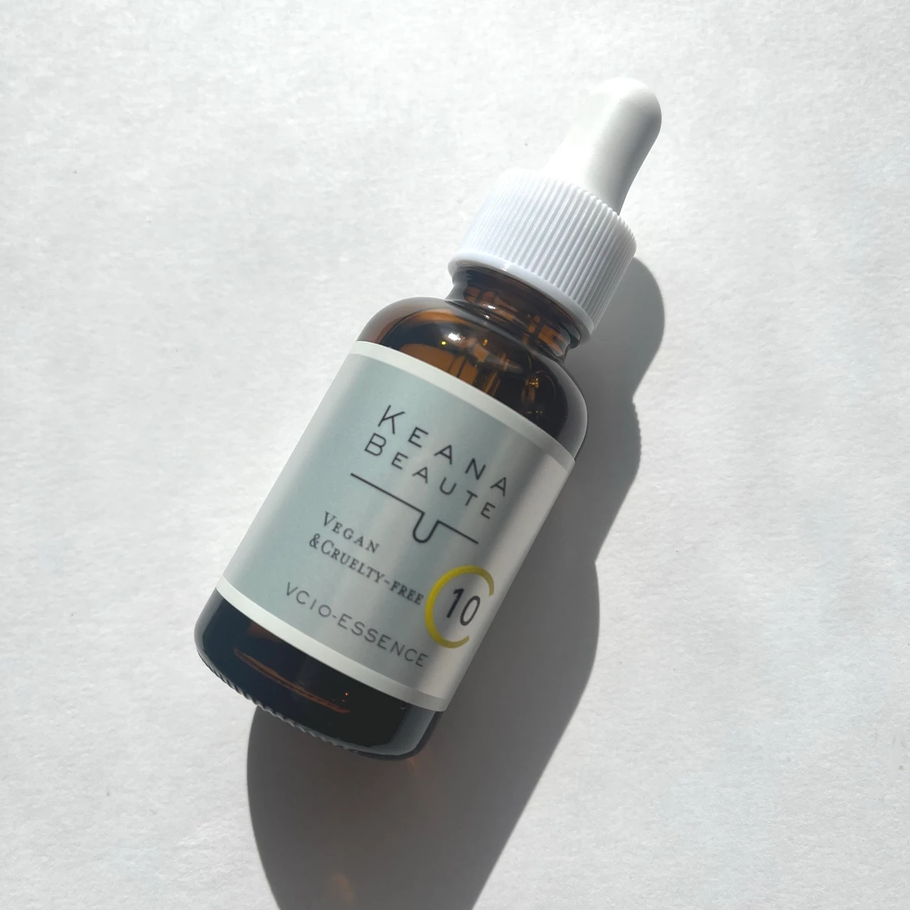 "毛穴専門"スキンケア、ケアナボーテのビタミンC美容液_2