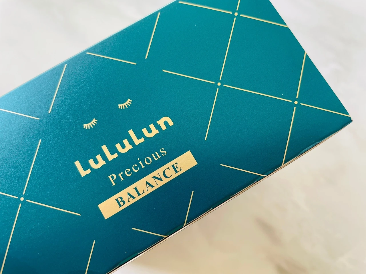 化粧水の代わりに毎日使えるフェイスマスク！【ルルルンプレシャス】でフェイスマスク習慣を始めてみませんか…？_4_1