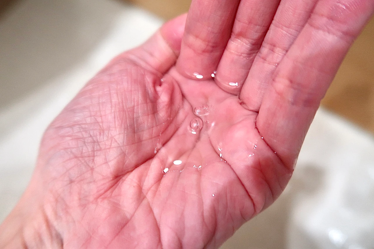 プルント ヴェーリング美容液シャンプーのテクスチャー