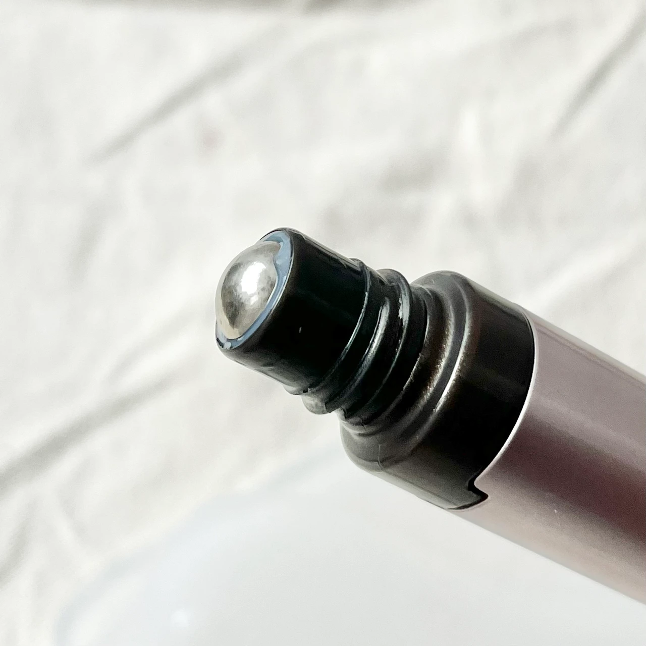 【目元の治安はこれで守ろう！画期的な２in１】ブライトエイジ アイゾーン ダブルリバイタライザーで手軽にアイケア_4_1