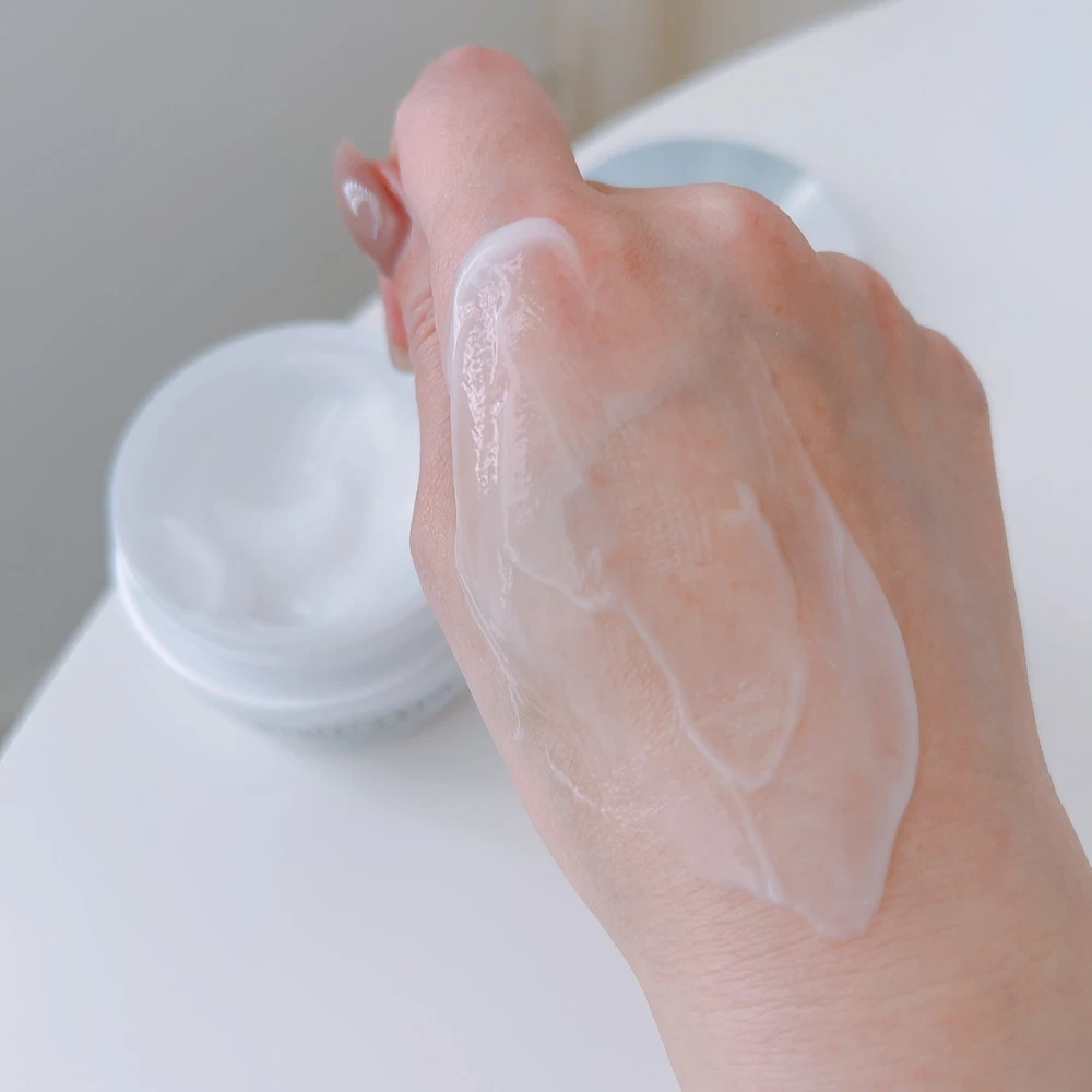 8年連続No.1シリーズから登場!日本初の美白ケア“薬用ホワイトニングジェル”をレビュー_2_1