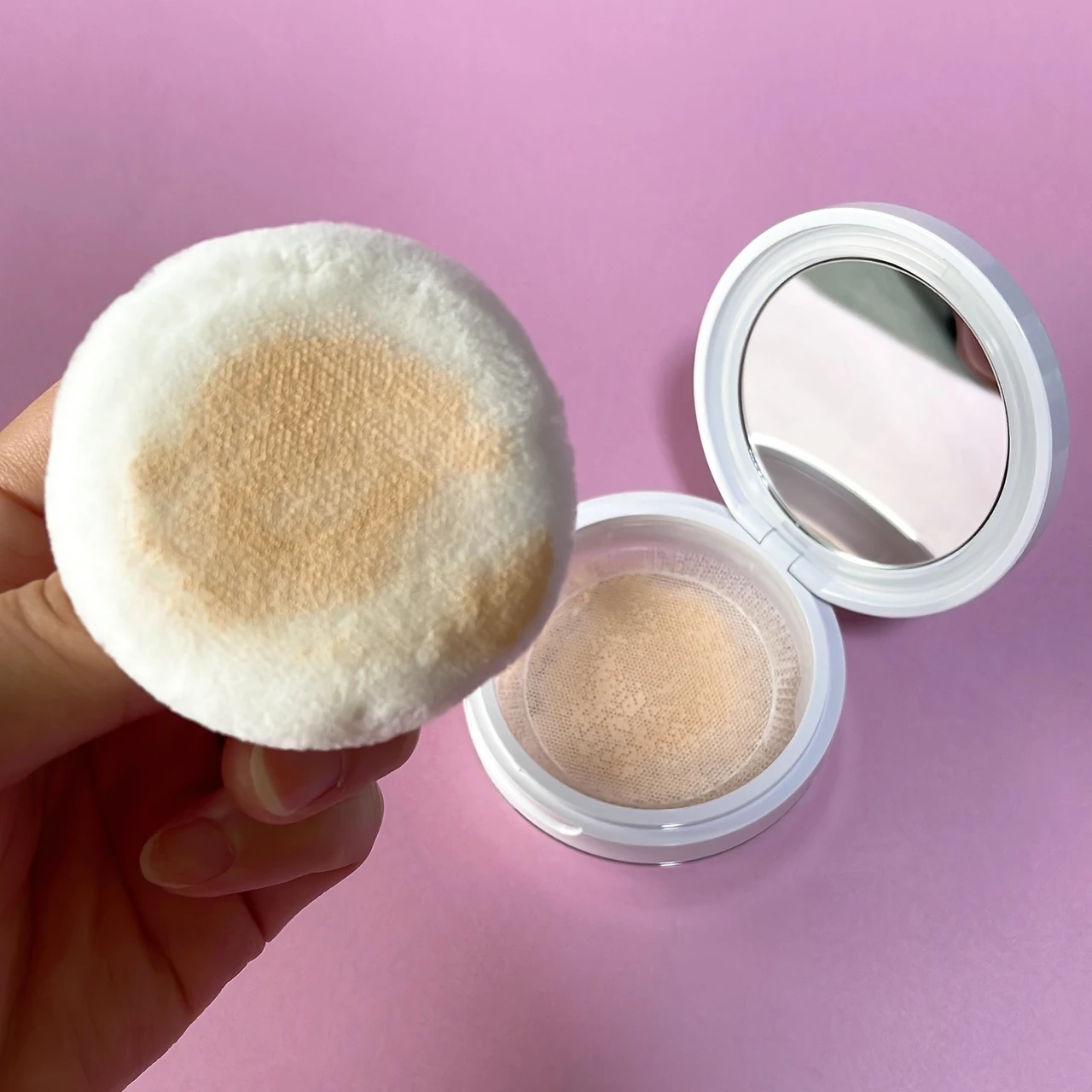 夕方までサラサラ肌が続く!"くずれない”プリマから、持久型フェイスパウダーが登場!_2