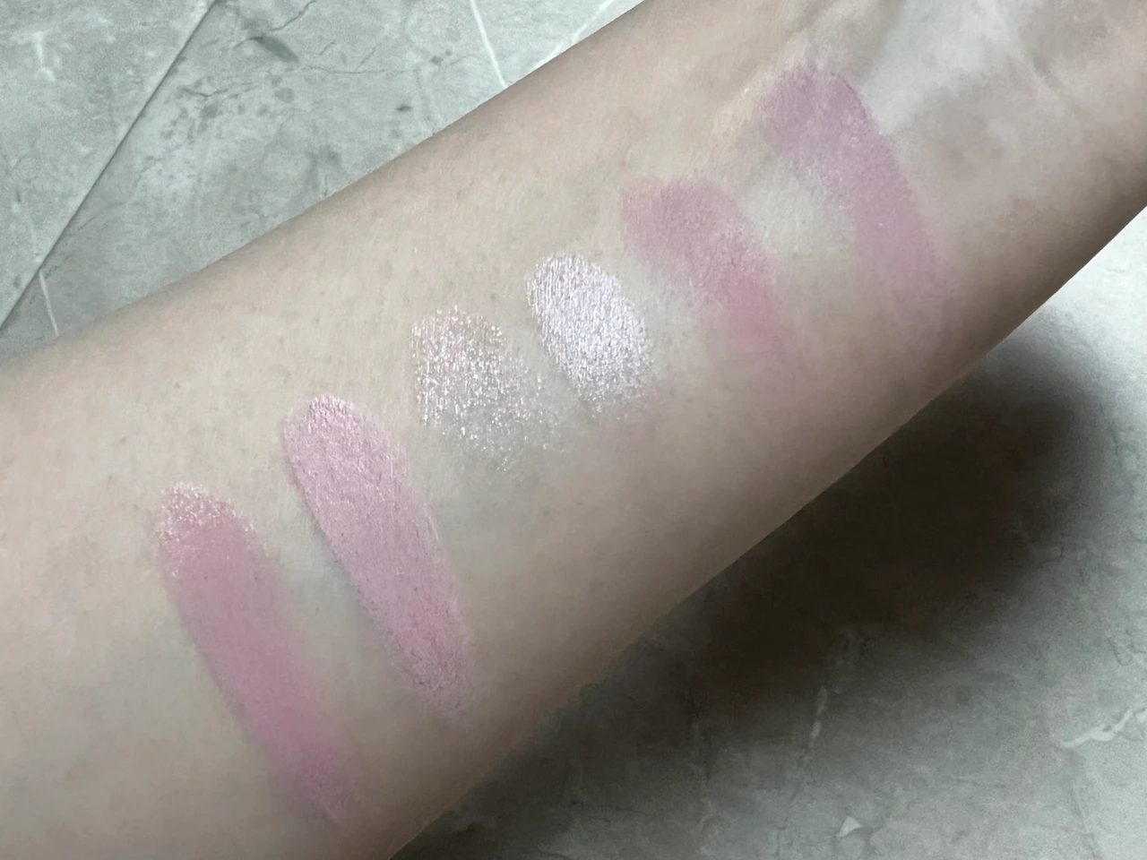 【ウェイクメイク】マルチパレットで何通りも楽しめちゃう！チーク、ハイライト、アイシャドウ_4_2