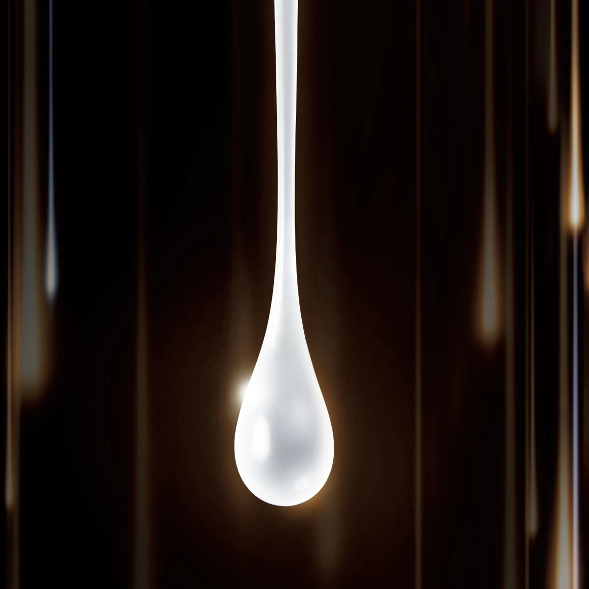 ハリ、乾燥、毛穴、乾燥小ジワ、シミの元まで 大人の美肌要素に一斉アプローチ とりあえず「ザ セラム」という選択