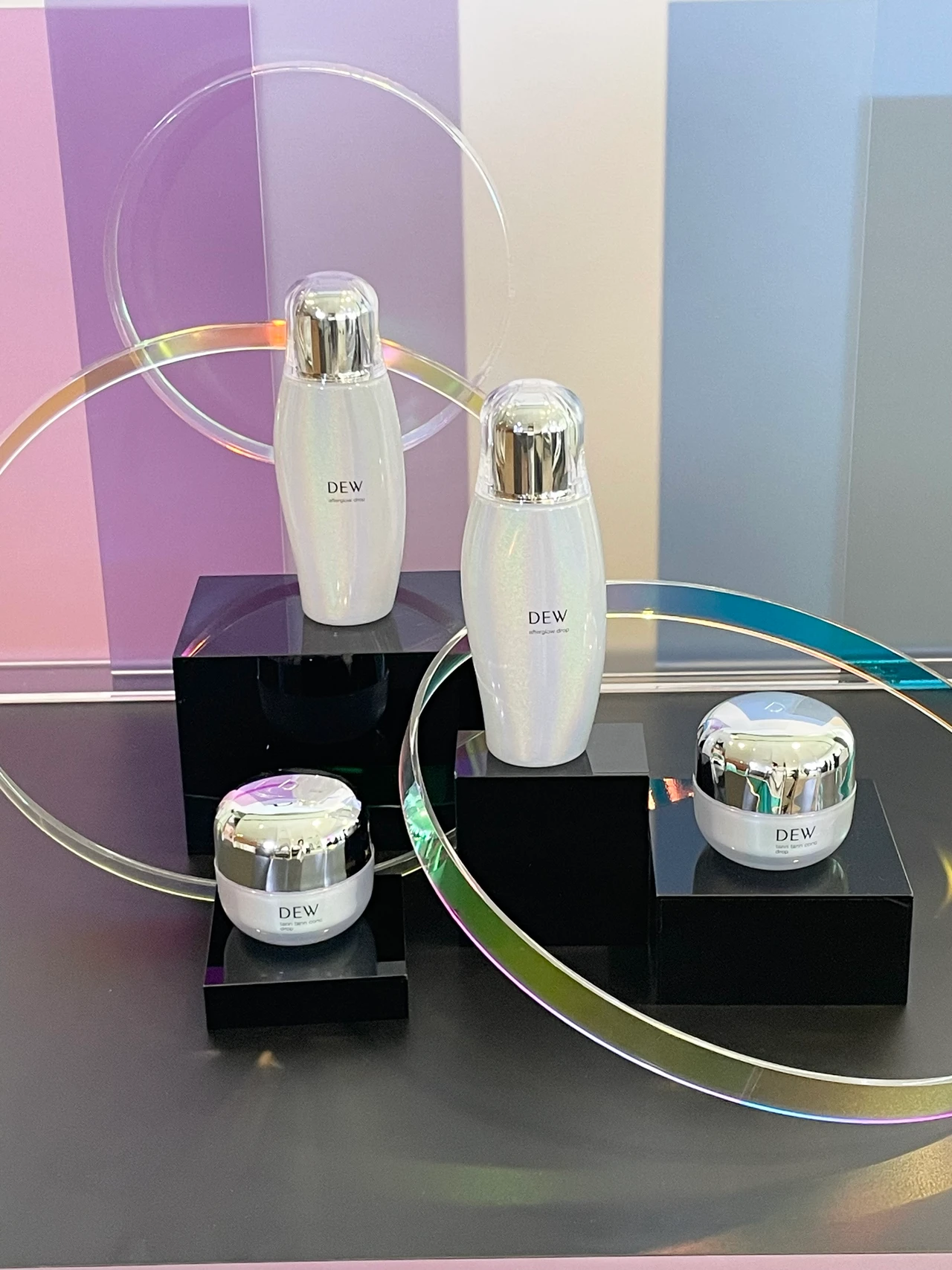 カネボウ化粧品　DEW　アフターグロウドロップ＆タンタンコンクドロップ