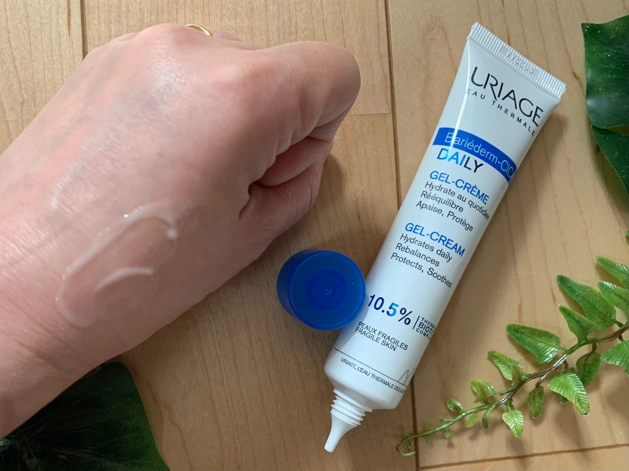 肌荒れを防ぎ、乾燥小ジワ目立たなくしてくれる『ユリアージュ シカデイリー シリーズ』！！_2
