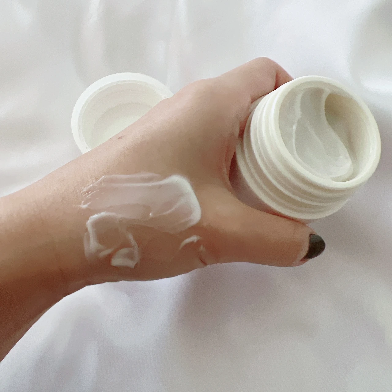 【新感覚エイジングケア】角層を健康的に整えるエイジングケアクリーム✨DECENCIA ディセンシア クリーム💓_3_2