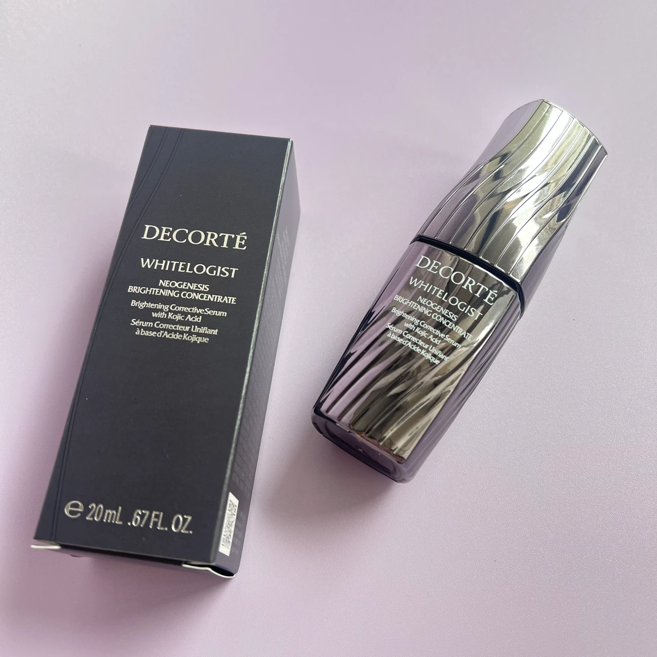 【ホワイトロジスト】コウジ酸の力で全顔美白が叶う、大人気美白美容液【コスメデコルテ】_2