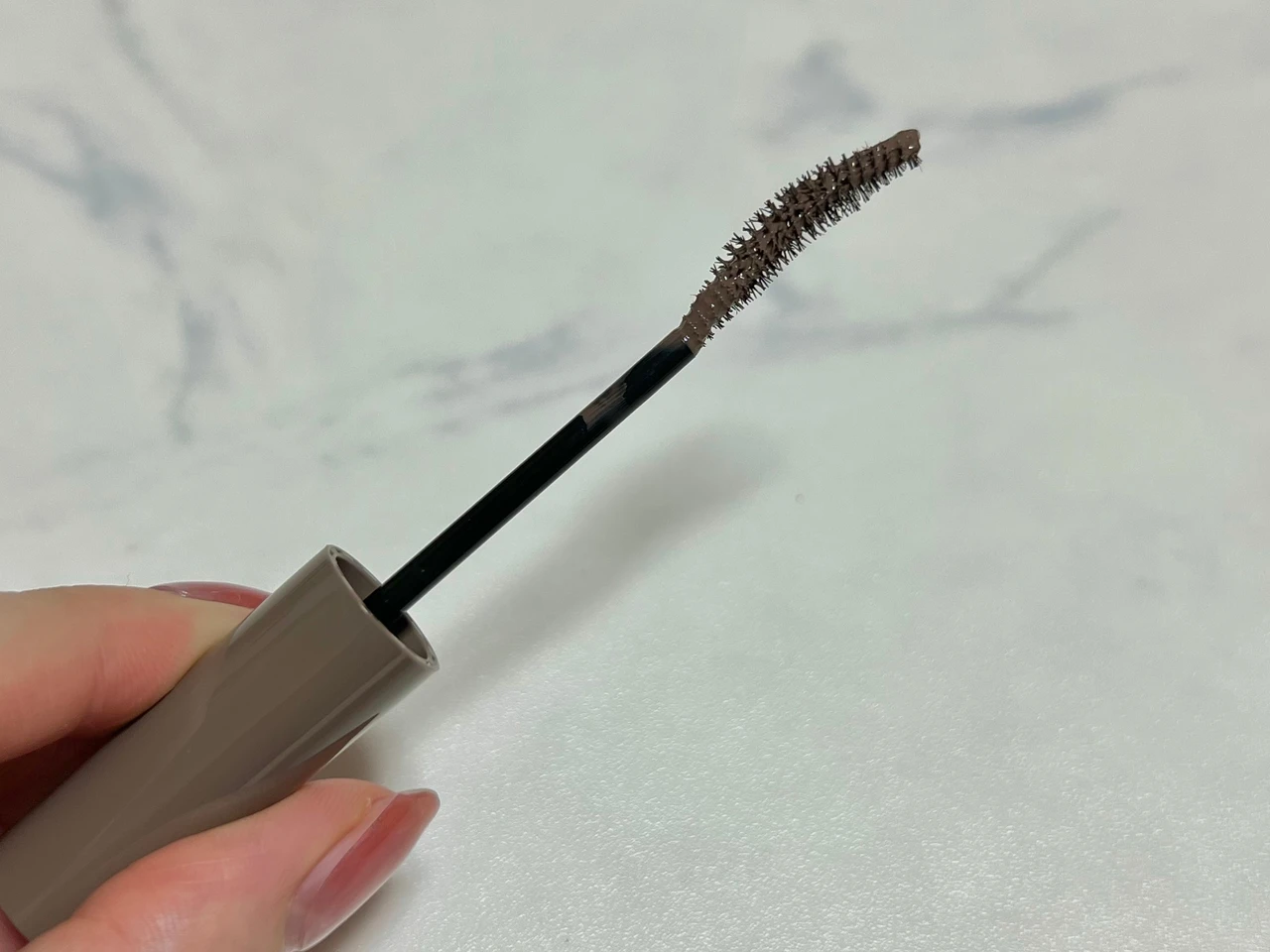 【オトナの透明感を作るカラーレスな新色発売】D-UP パーフェクトエクステンションマスカラ for カール〈マロングレージュ〉【2022.10.9発売】_2_1