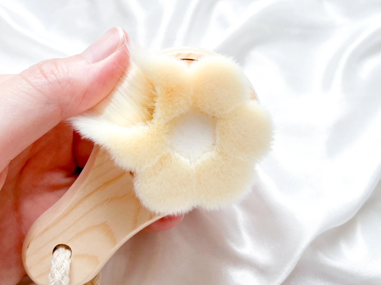 【洗顔を最高のスキンケアステップに】落とすだけの洗顔はもう終わり。シカリの洗顔料_4_2