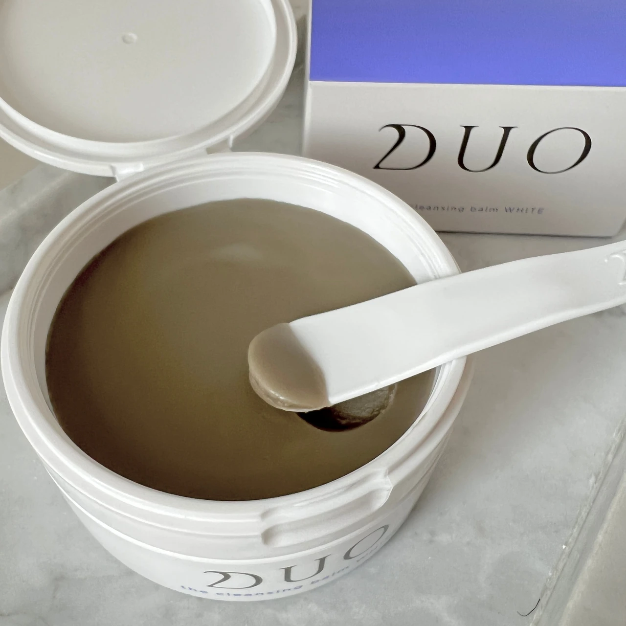 【DUOクレジングバーム】１つで５役の人気クレンジング！３種のクレイで大人のくすみにもアプローチ_2