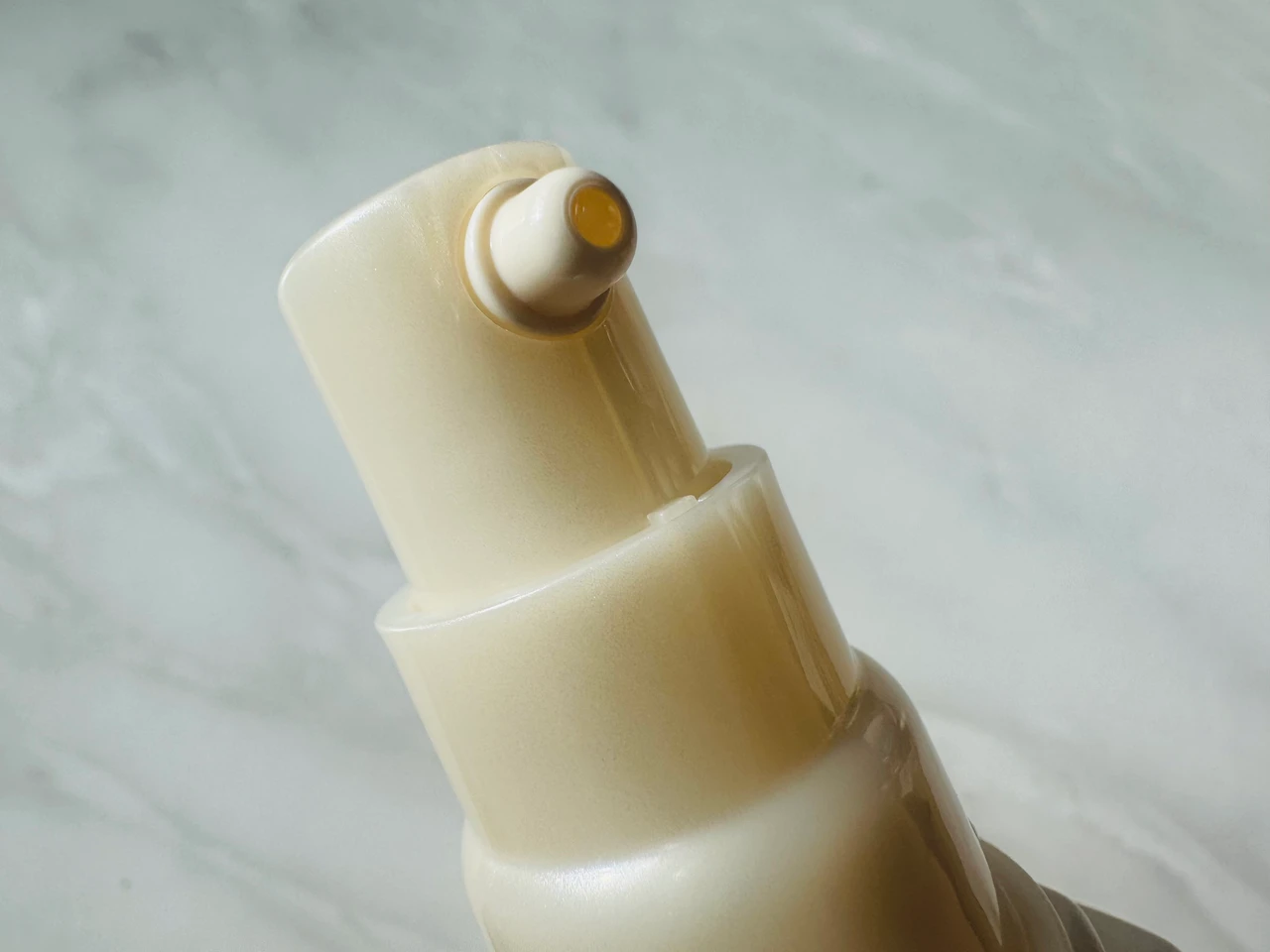 ELIXIRのザ セラム aa(医薬部外品)