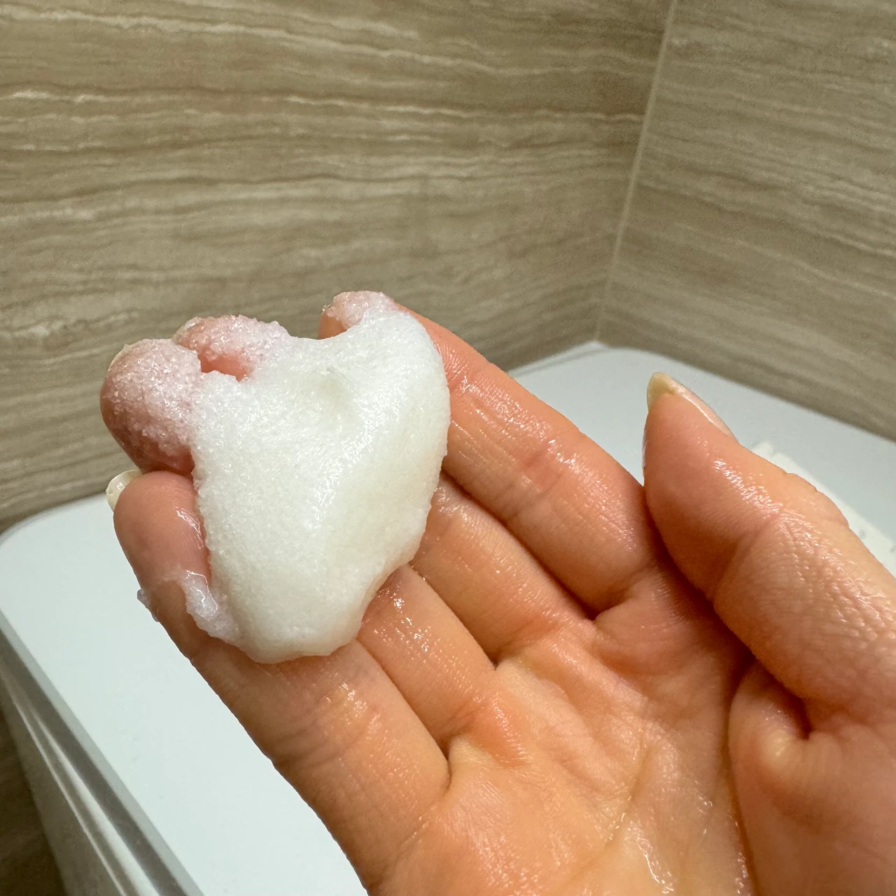 【ベスコス受賞】ヘッドスクラブの概念が変わった！SABONの名品ヘッドスクラブ_2_2