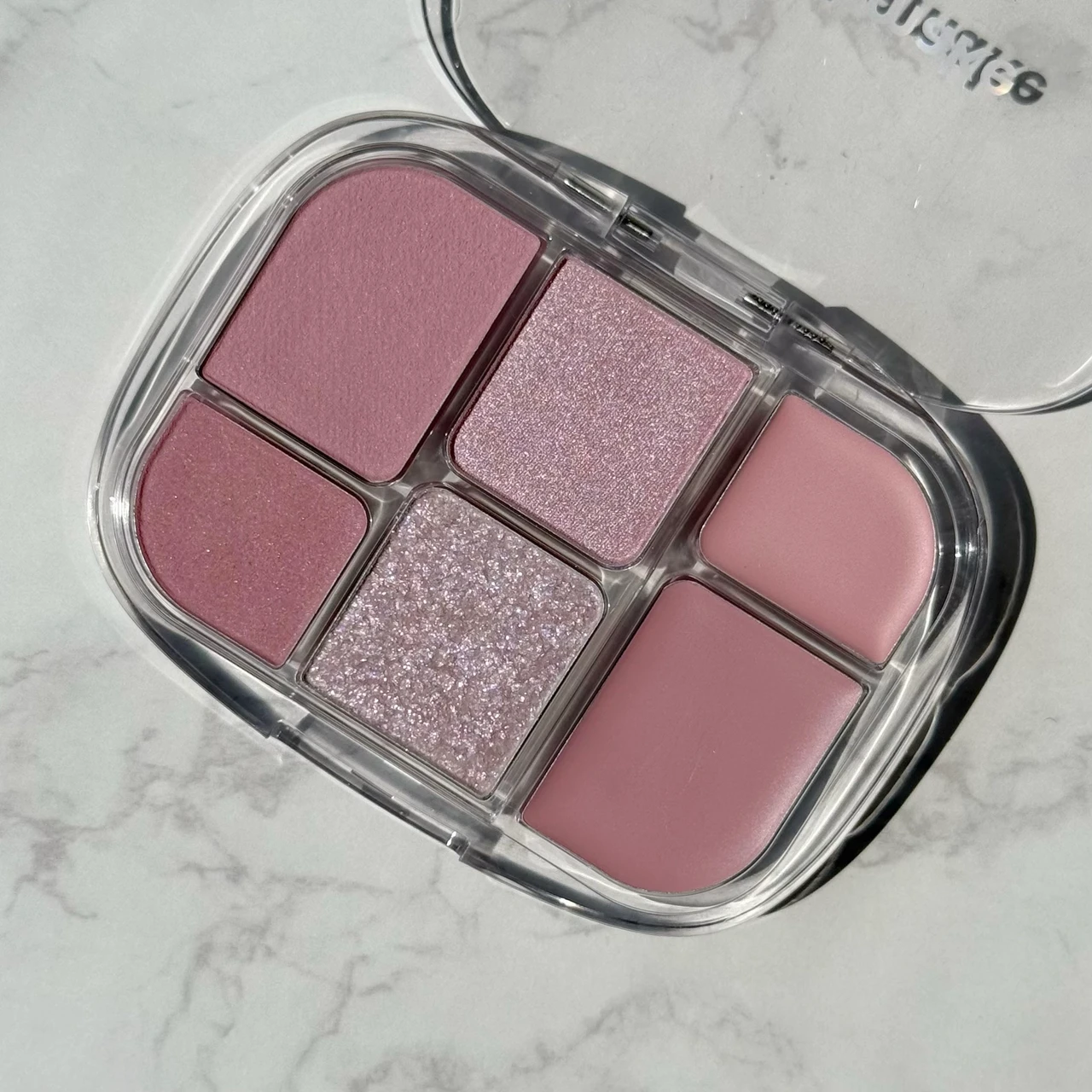 WAKEMAKEソフトシアーマルチパレット  ラベンダープレジャー