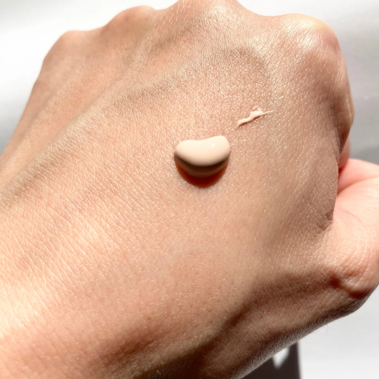 iniks イニクス アドバンスバリア デイエッセンス 日中用美容液 日焼け止め 紫外線対策 敏感肌 保湿 UVケア