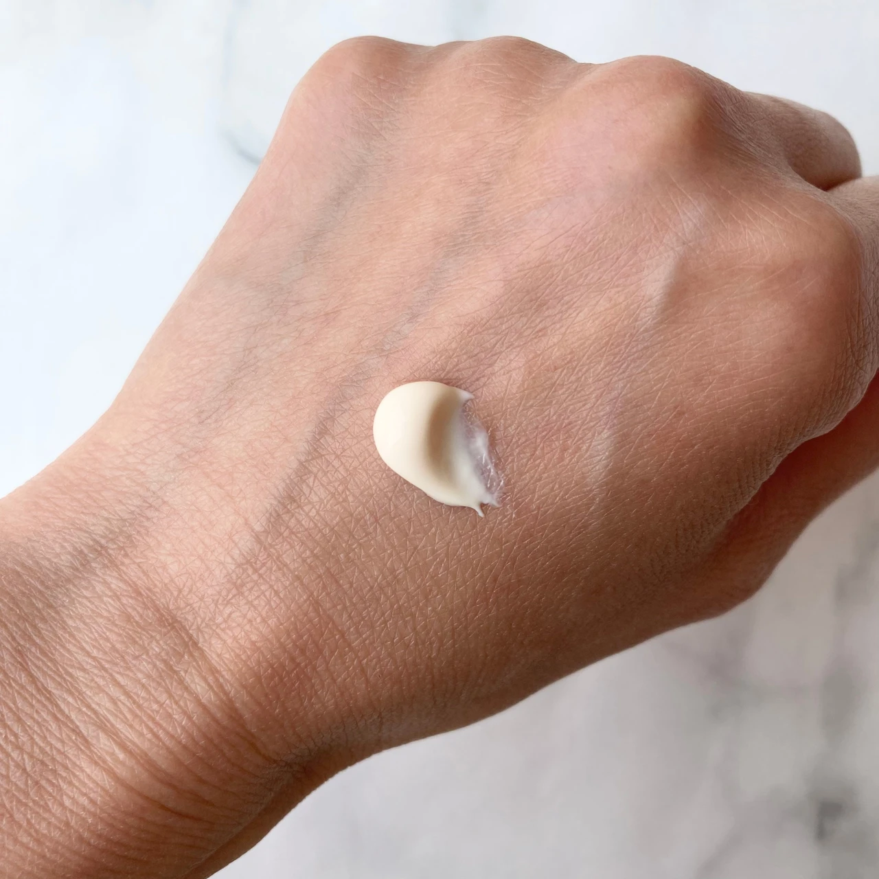 カバーマーク トリートメント デイ クリーム