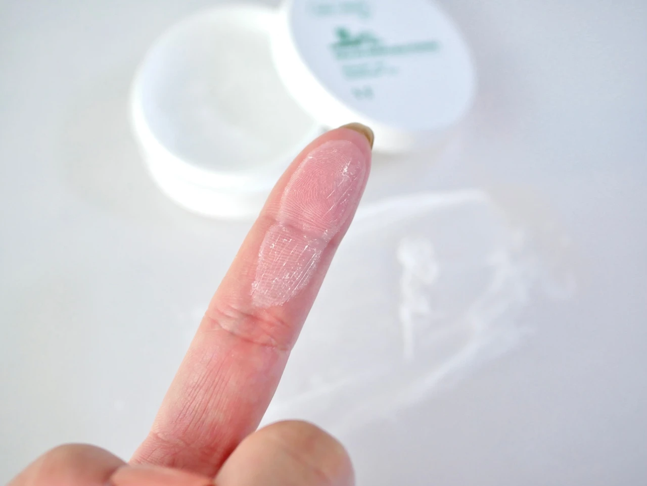 まるで空気のような軽さ！VTのCICA ノーセバム マイルドパウダーでマスクでもテカリにくい肌に♪_2_2