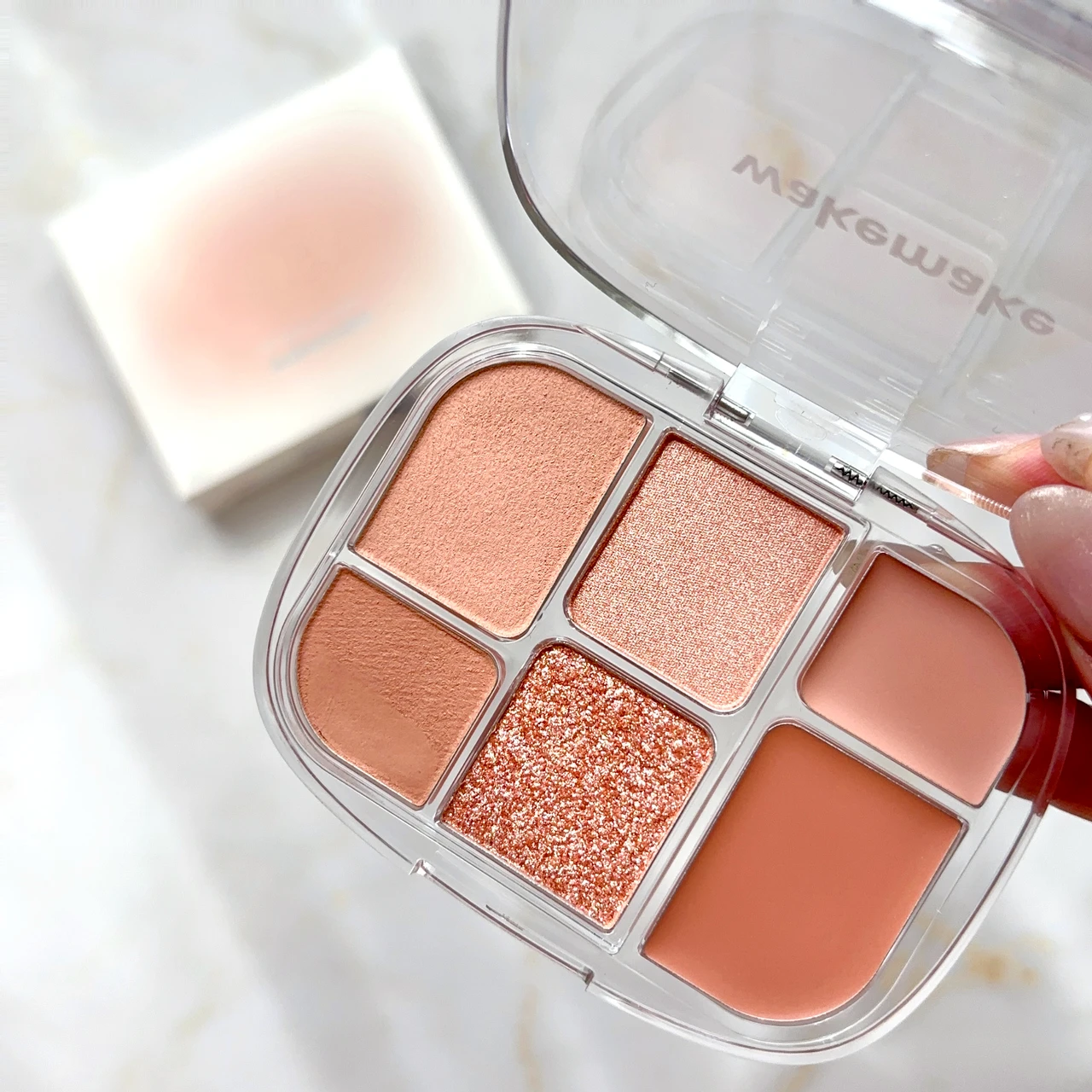 wakemake　パレット　イエベ