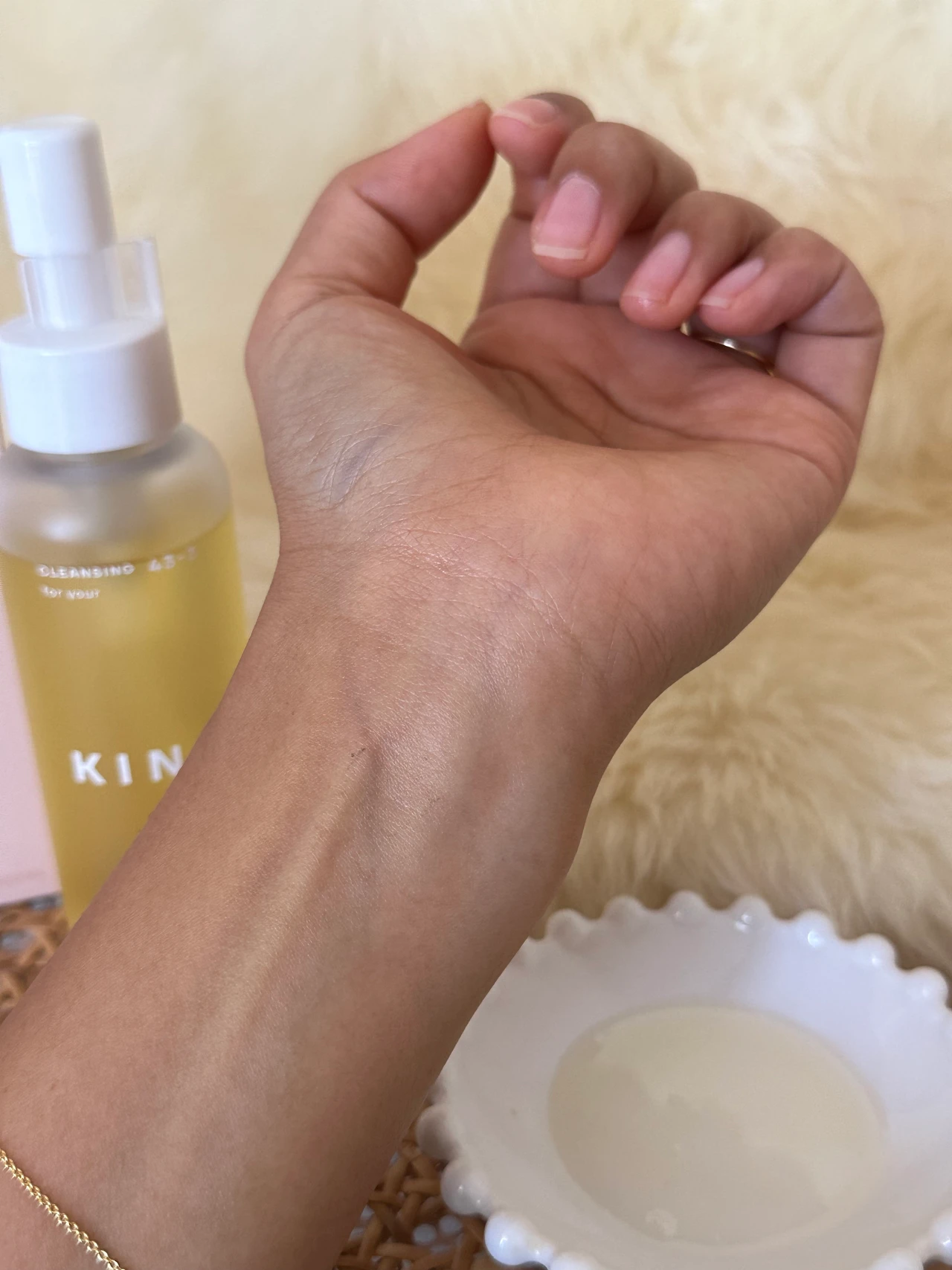 KINS　クレンジングオイル