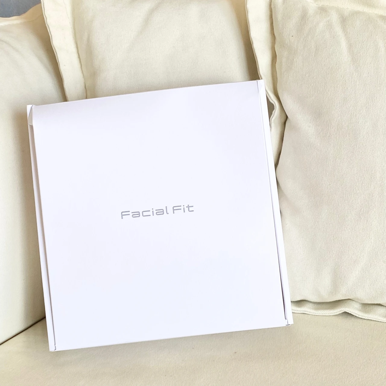 MTG SIXPAD Facial Fit +シートマスク12枚 1日10分のフェイストレーニングが健やかで美しい表情へと導く
