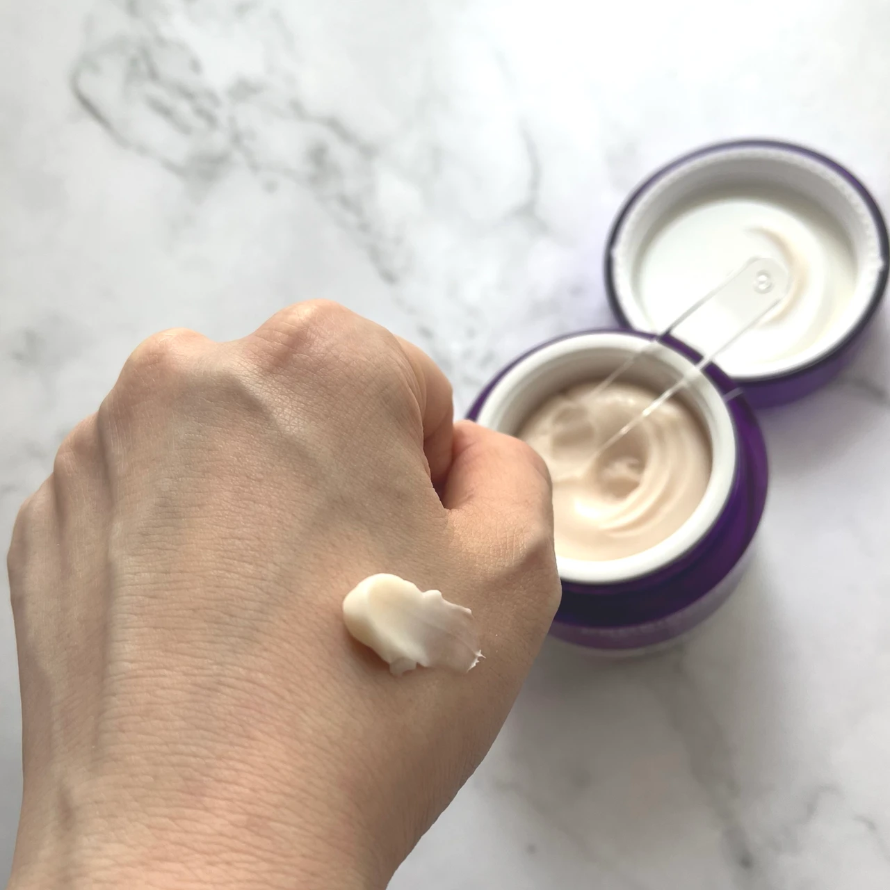 【バイオヒールボ】肌の弾力やハリをキープしたい方必見の大人気クリーム_4_1