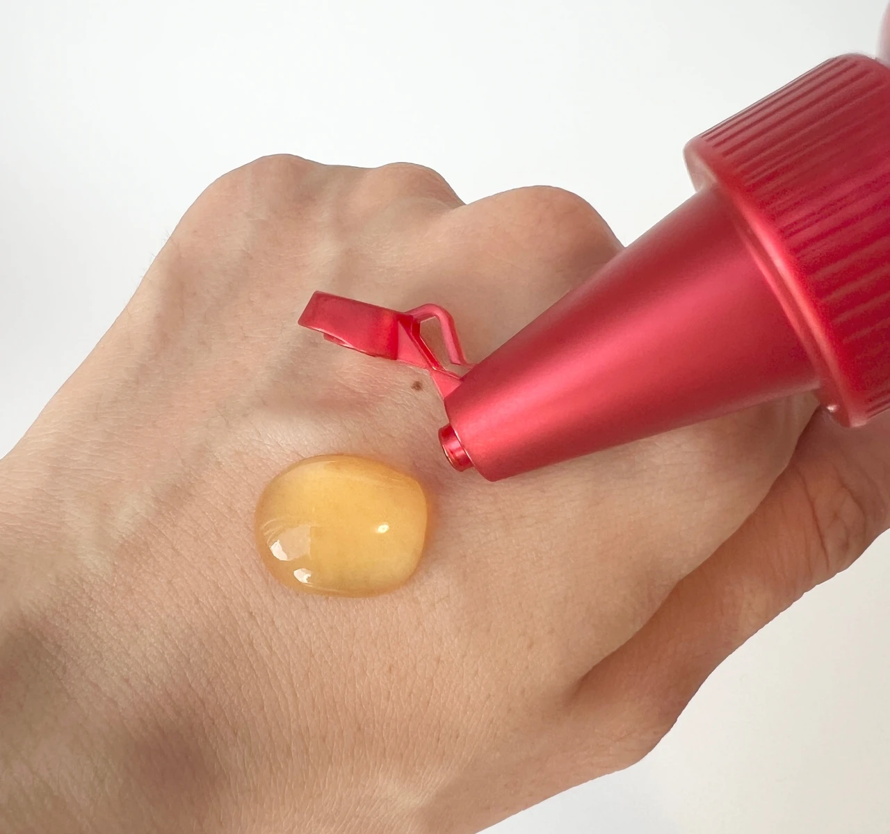 誕生20周年のアルブランから新発売！新感覚の朝用マッサージ美容液【アルブラン モーニング スイッチジュレ】_4_1