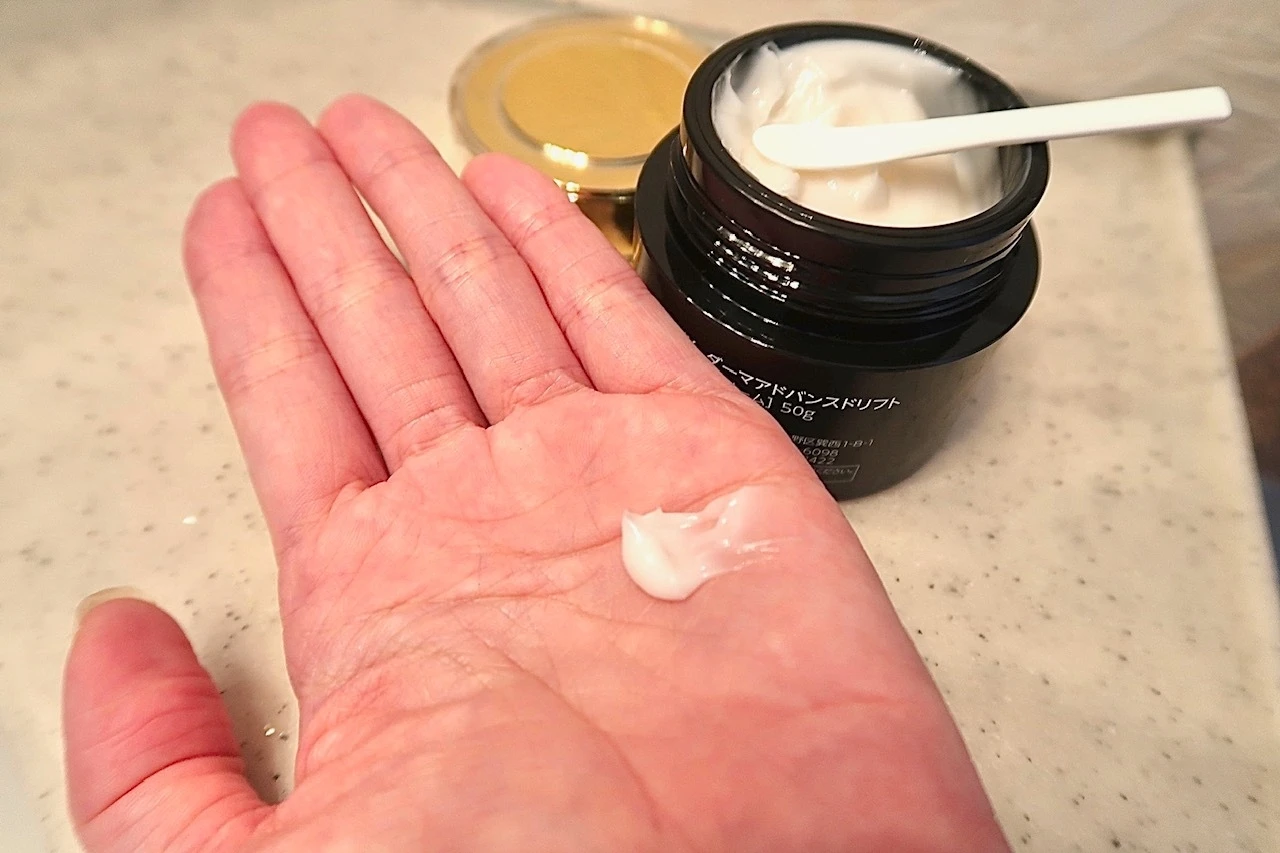 【ゆるみを形状記憶!?ありそうでなかったゆるみ補正クリームが誕生】オバジX ダーマアドバンスドリフト_3